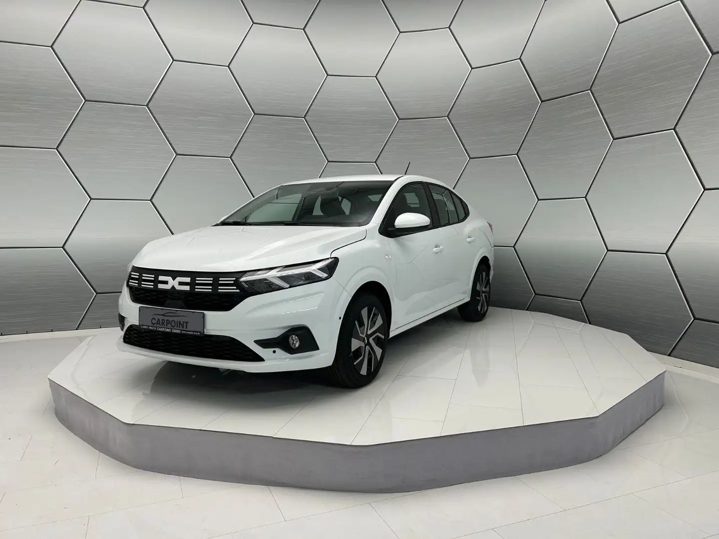 Dacia Logan Expression TCe 90 City Winter Paket Wit - 1