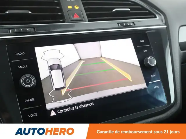 Volkswagen Tiguan Allspace view 24