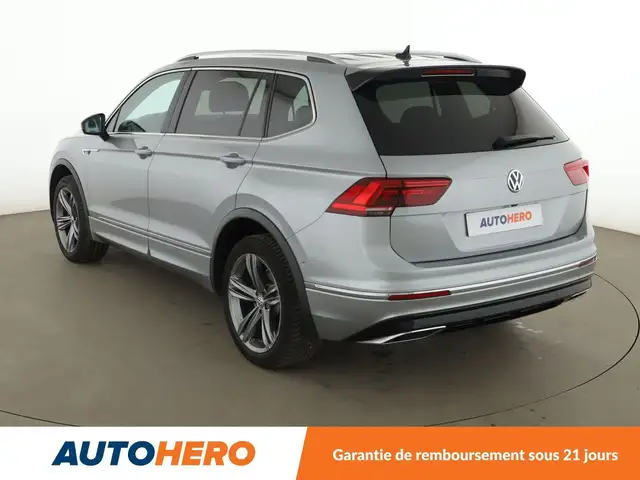 Volkswagen Tiguan Allspace view 4