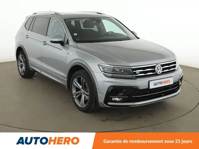 Volkswagen Tiguan Allspace view 8