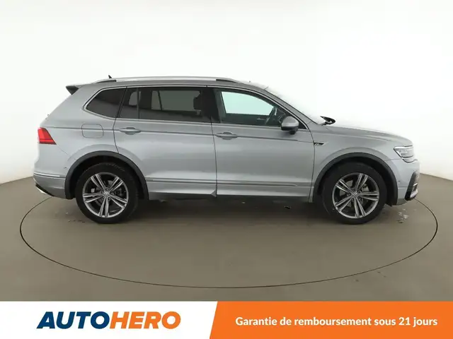 Volkswagen Tiguan Allspace view 7