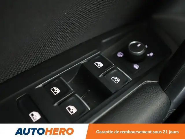 Volkswagen Tiguan Allspace view 29