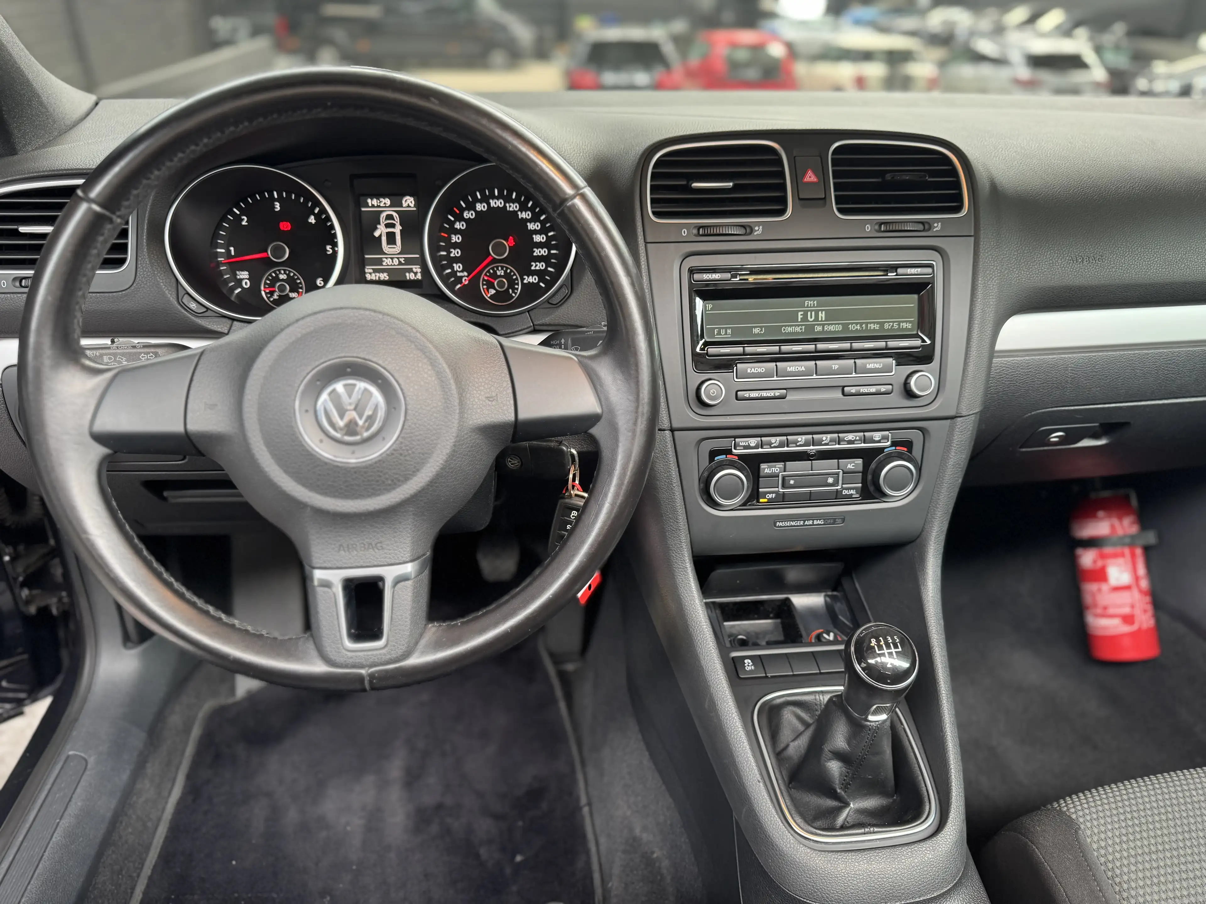 Volkswagen Golf Cabriolet 1.6 TDi * CLIM AUTO * CRUISE * 95.000KM — photo 10
