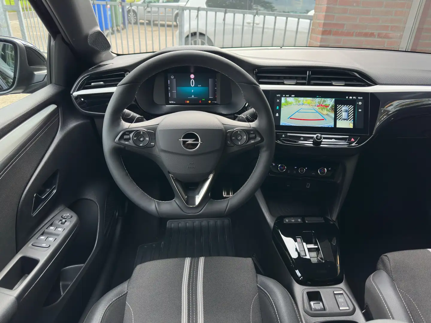 Opel Corsa 1.2 Turbo Hybrid Edition 145PK e-dcs6 Schwarz - 2