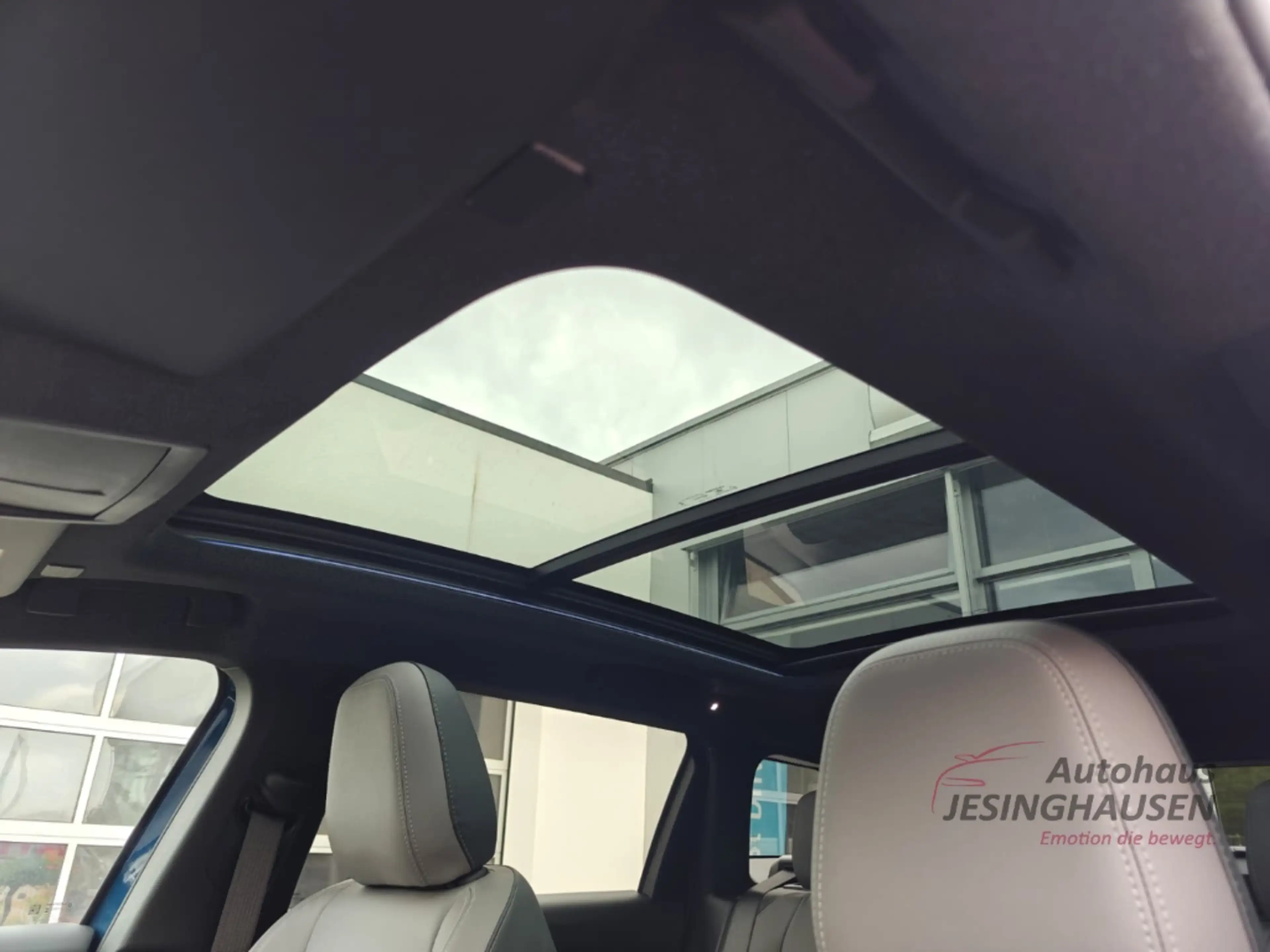 Jeep Compass Summit BEV*Panorama*Massage*Focal Soundsystem*Andr — photo 21