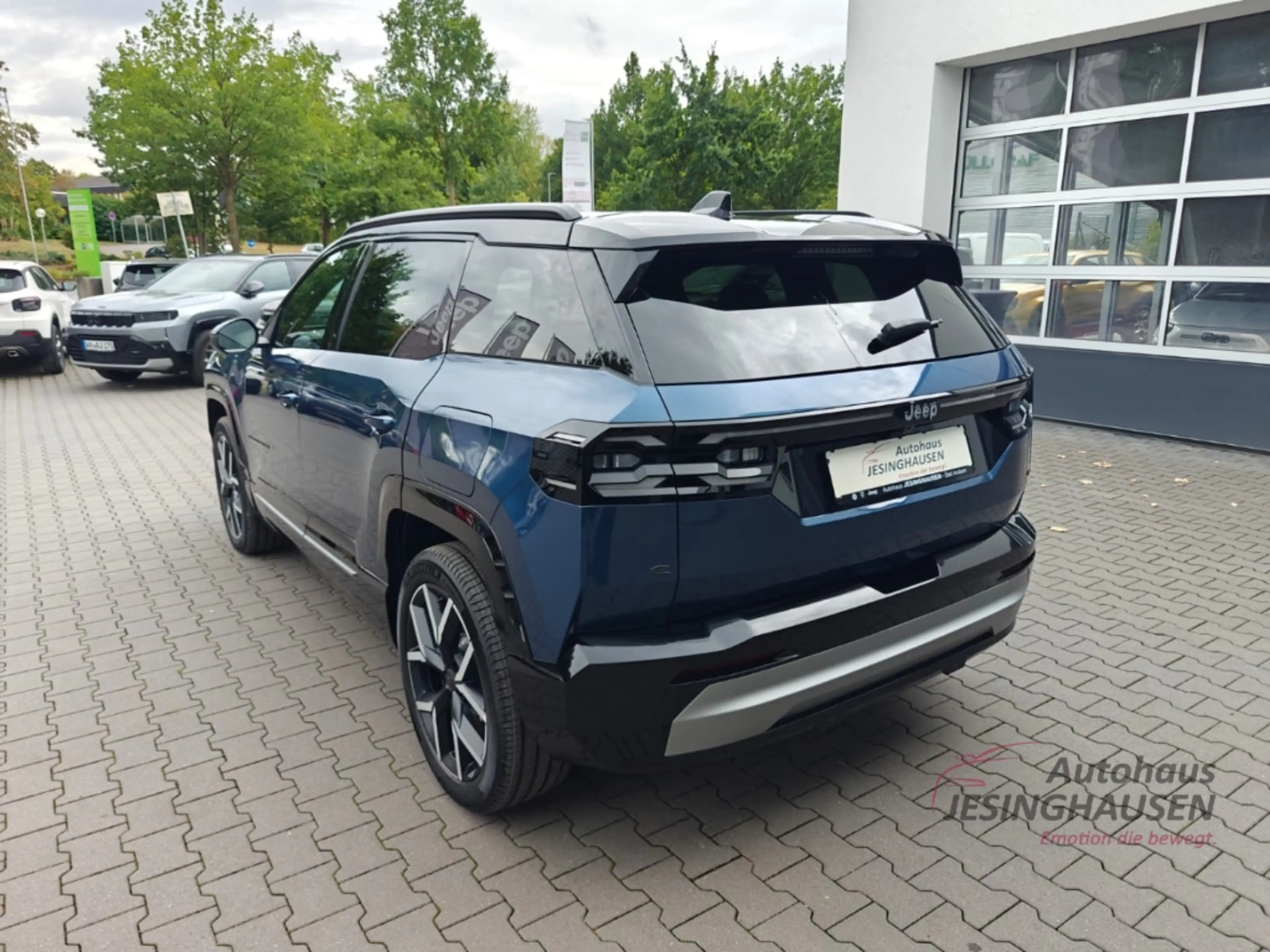 Jeep Compass Summit BEV*Panorama*Massage*Focal Soundsystem*Andr — photo 10