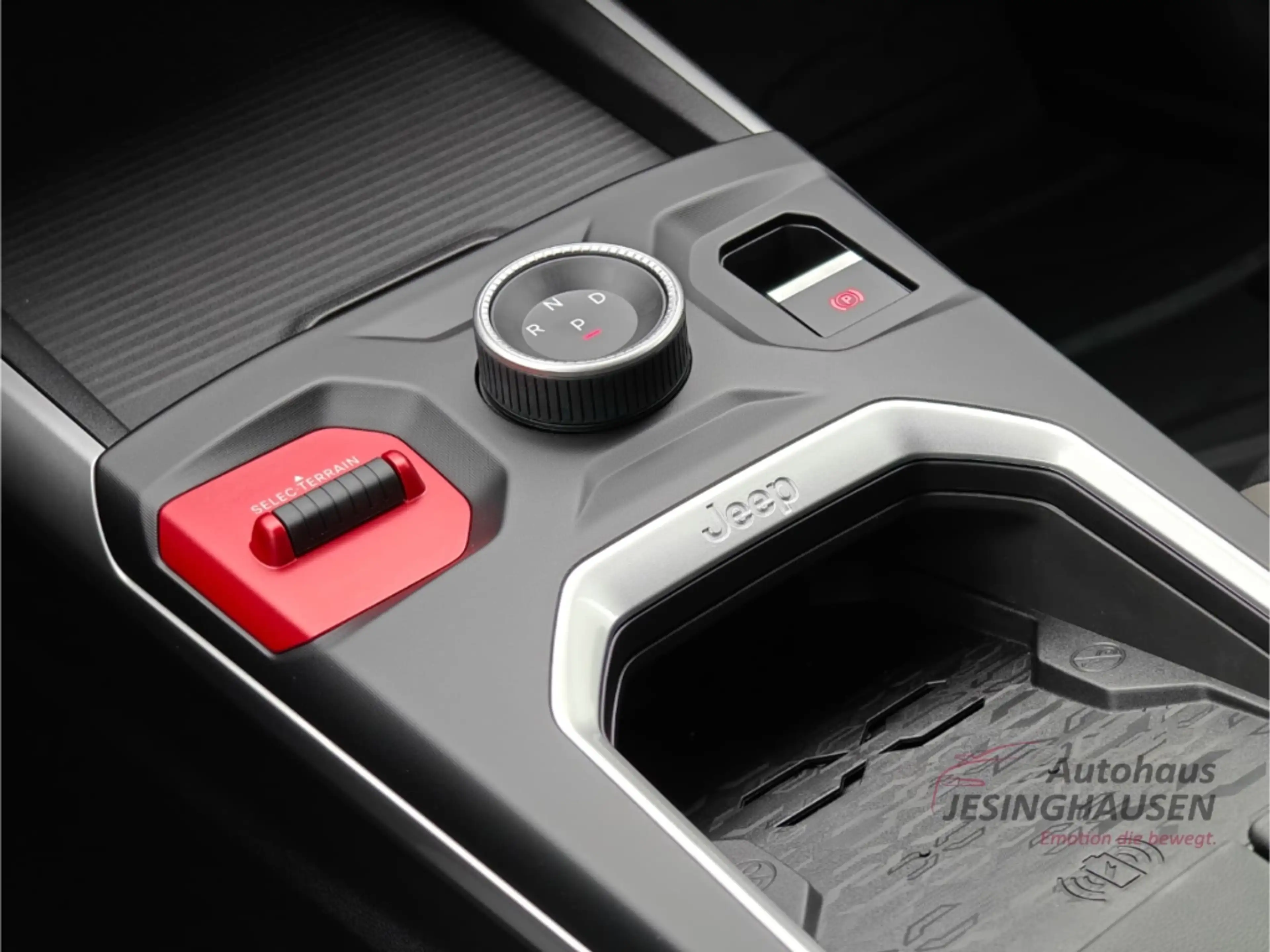 Jeep Compass Summit BEV*Panorama*Massage*Focal Soundsystem*Andr — photo 41