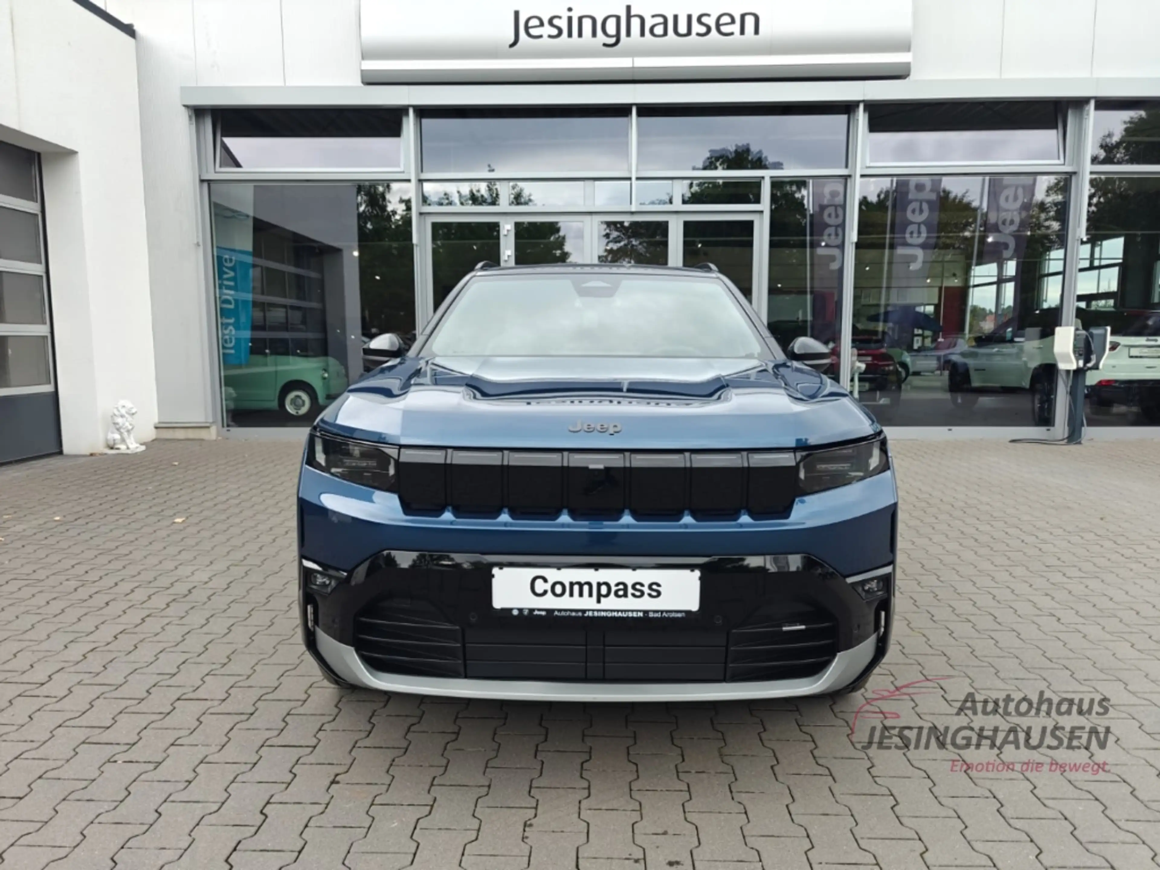 Jeep Compass Summit BEV*Panorama*Massage*Focal Soundsystem*Andr — photo 2