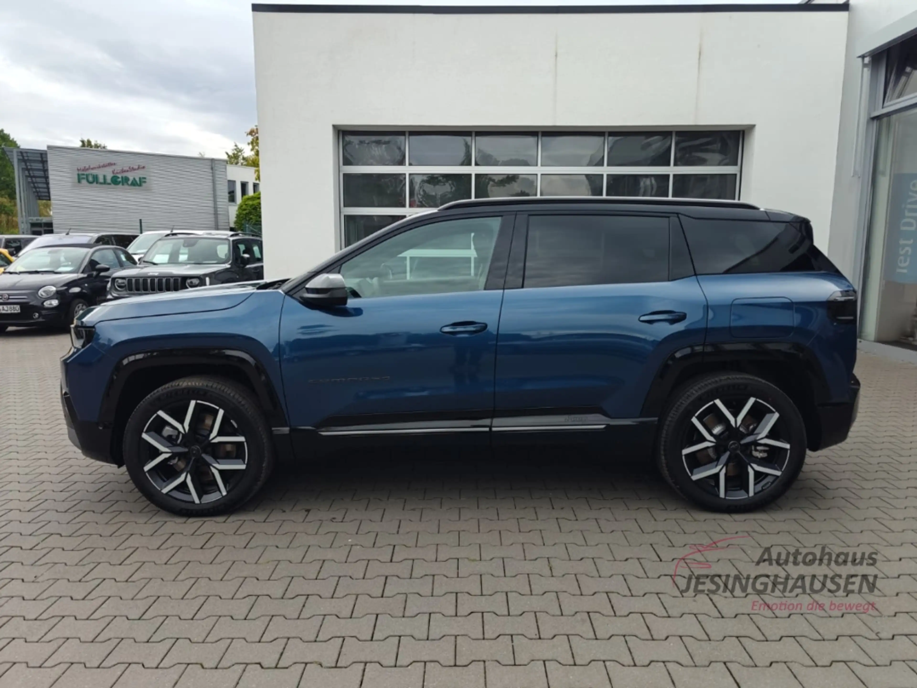 Jeep Compass Summit BEV*Panorama*Massage*Focal Soundsystem*Andr — photo 11