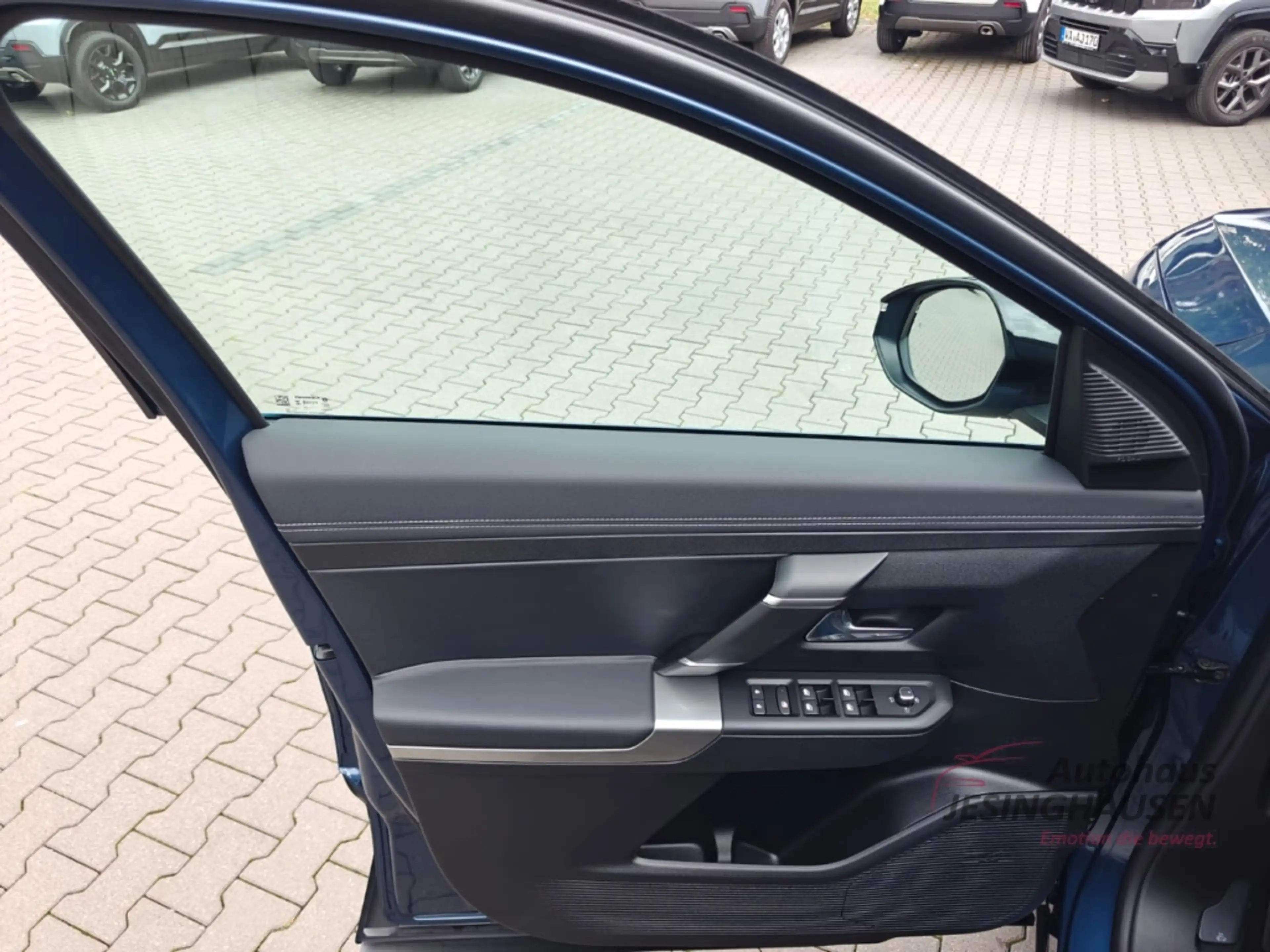 Jeep Compass Summit BEV*Panorama*Massage*Focal Soundsystem*Andr — photo 15