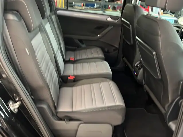 Volkswagen Touran view 21