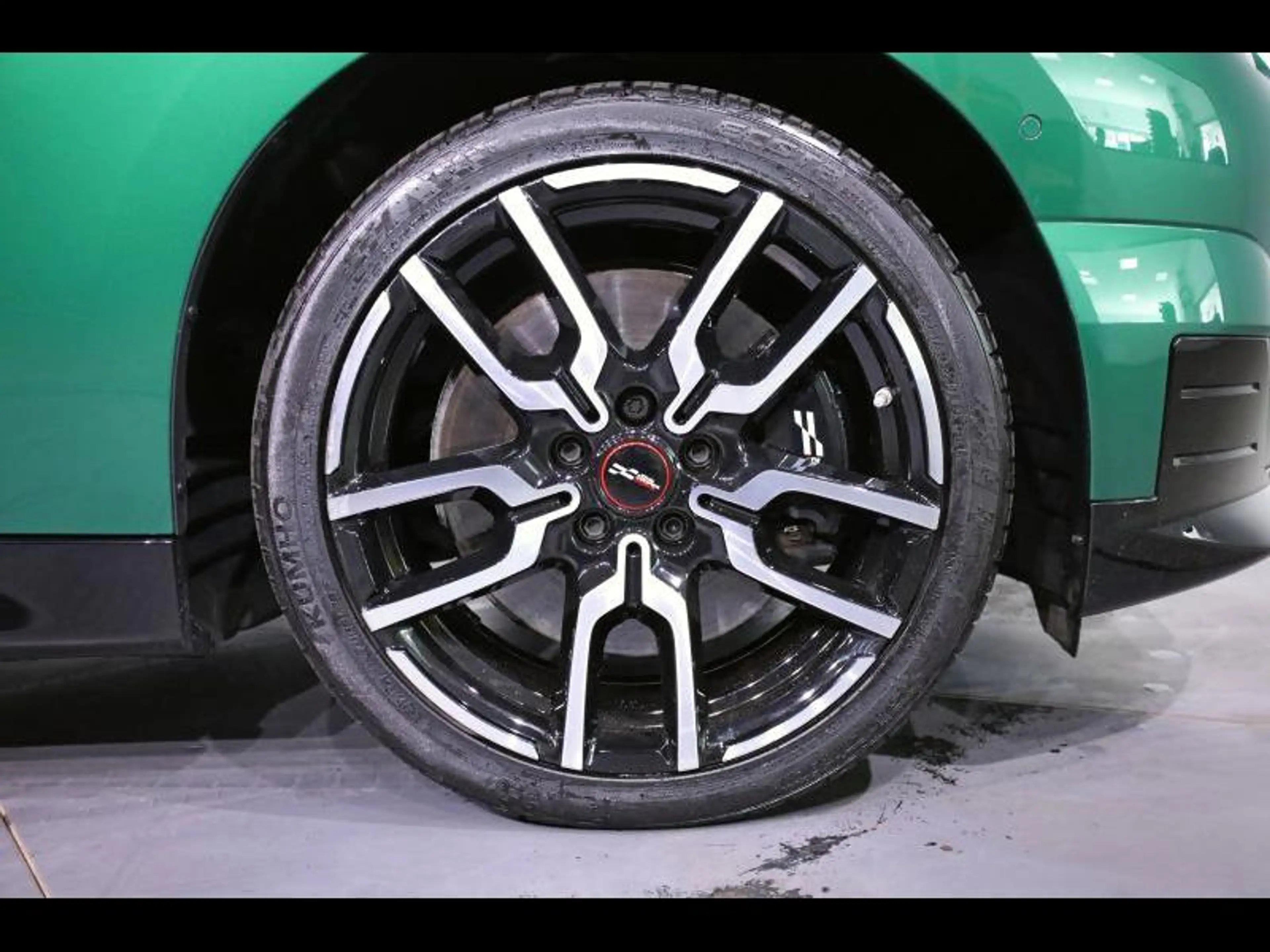 MINI Cooper SE — photo 8