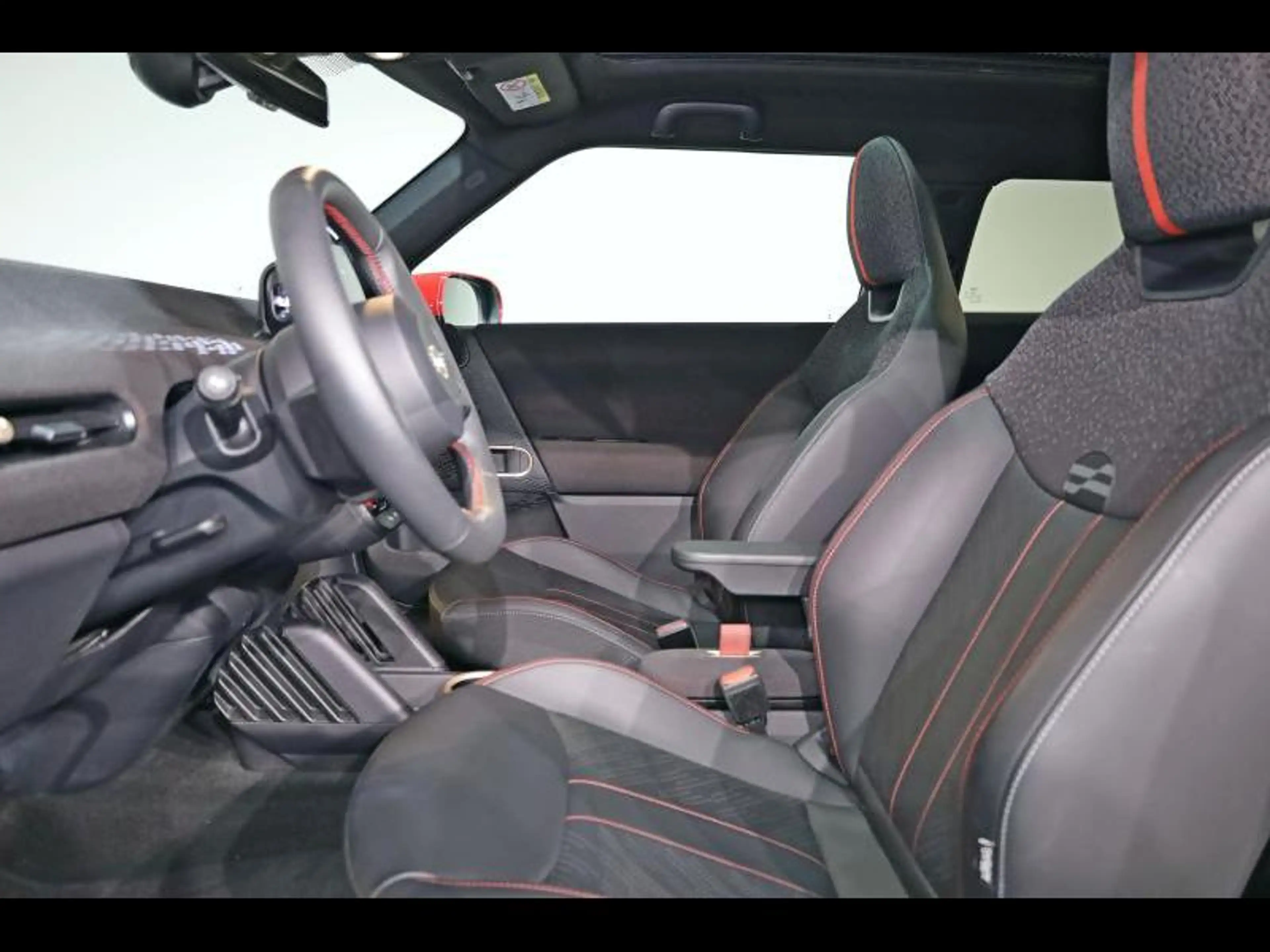 MINI Cooper SE — photo 9
