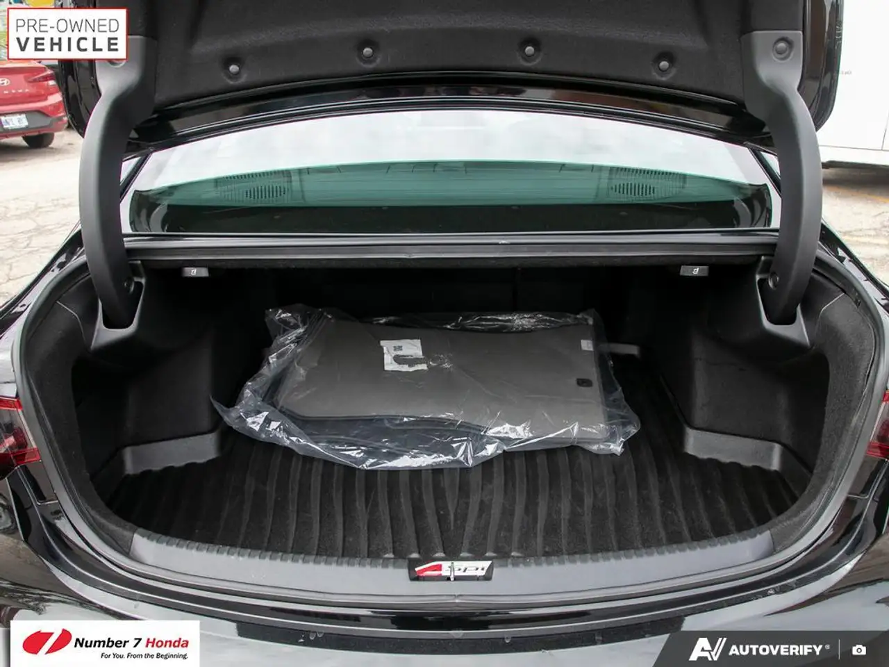 Acura TLX снимка Acura TLX