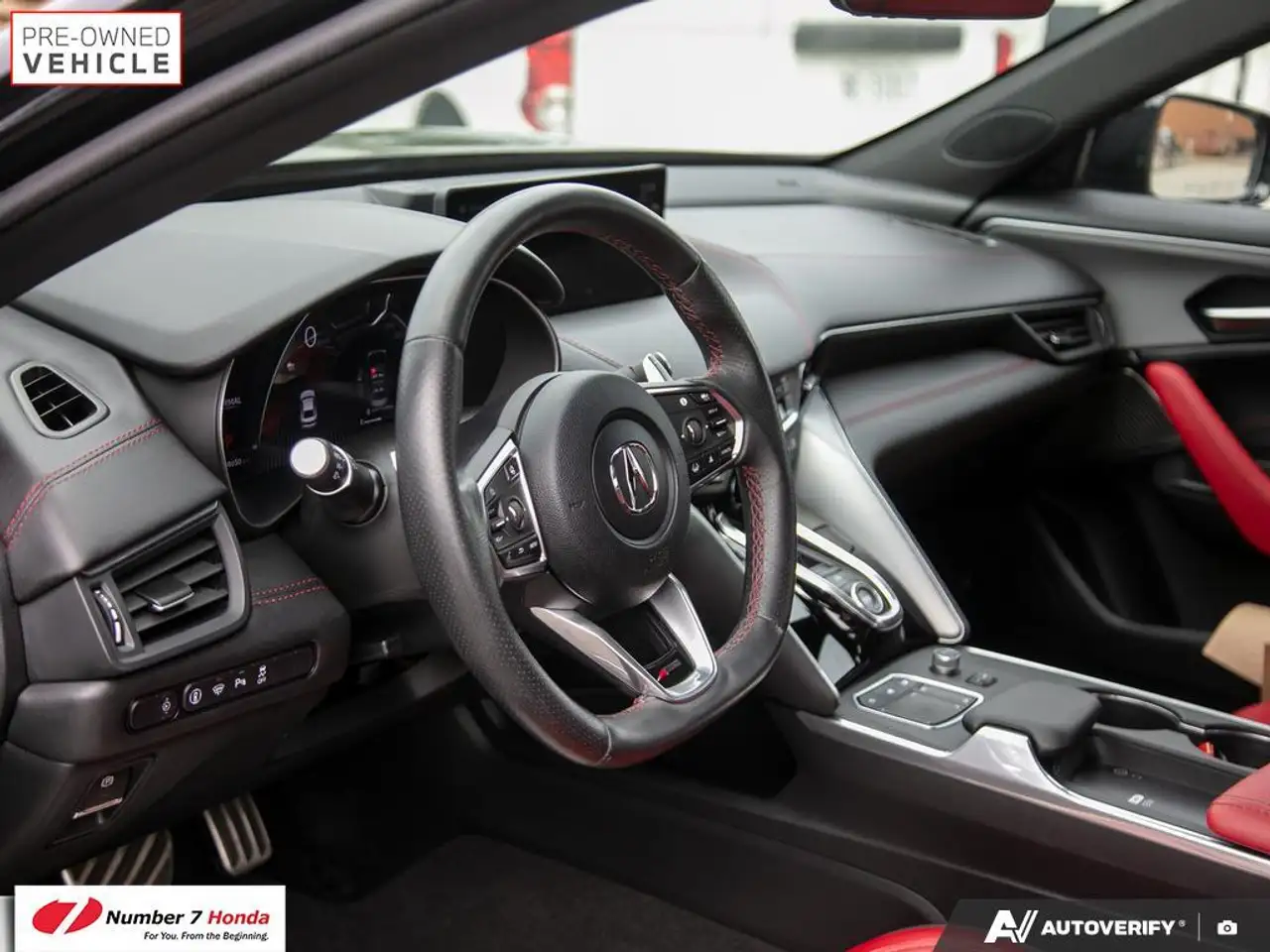 Acura TLX снимка Acura TLX