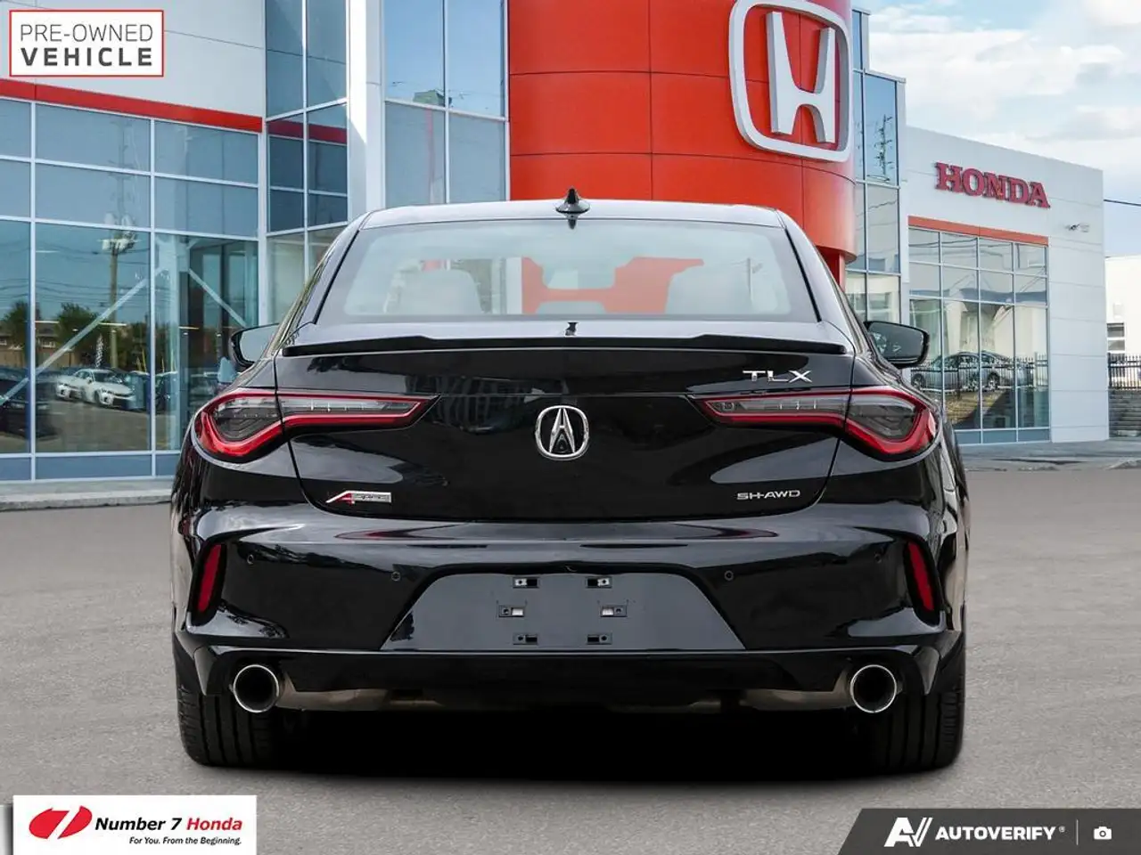 Acura TLX снимка Acura TLX