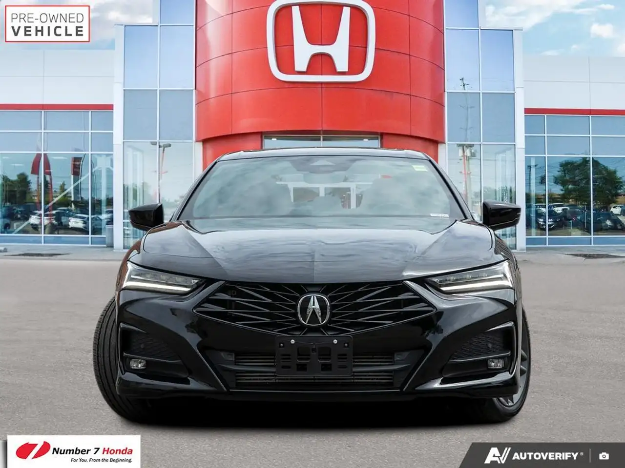 Acura TLX снимка Acura TLX
