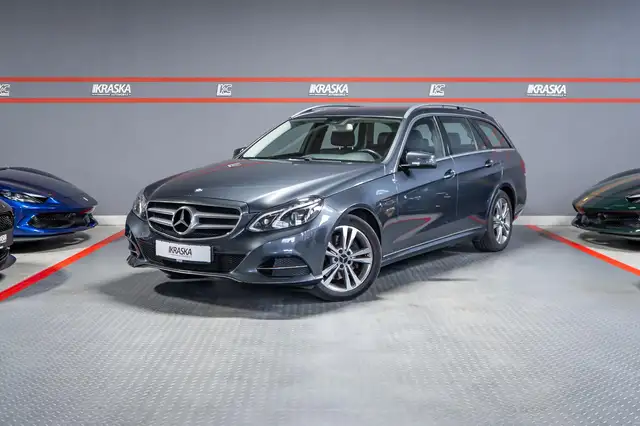 Mercedes-Benz E 350 CDI BlueTec LED AHK SHZ KAMERA H&K STHZ