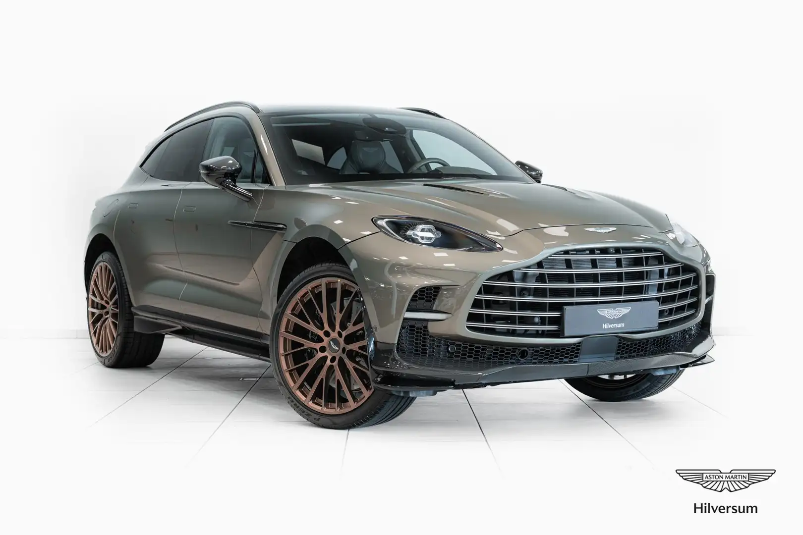 Aston Martin DBX DBX707 NEW INFOTAINMENT 2025 MODEL YEAR Gri - 1