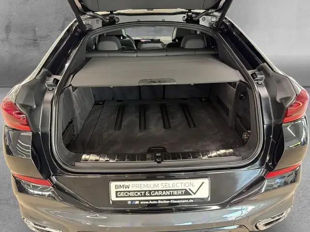 BMW X6 view 15
