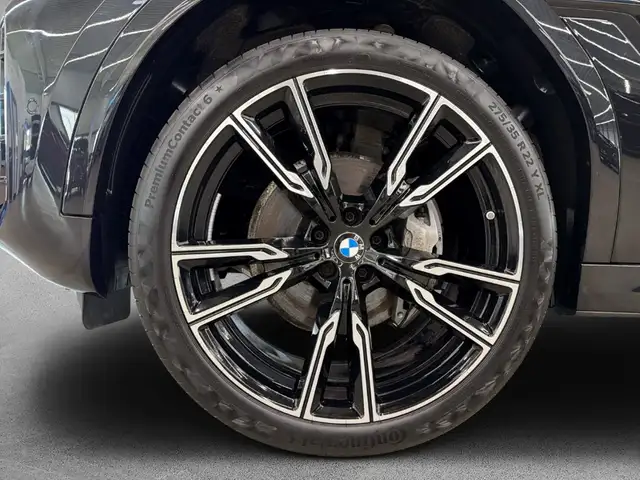 BMW X6 view 7
