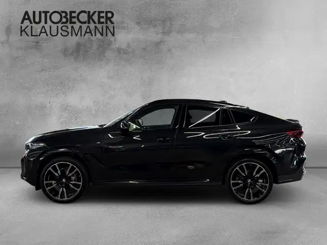 BMW X6 view 3