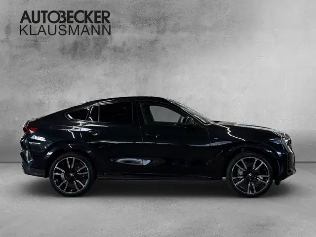 BMW X6 view 4