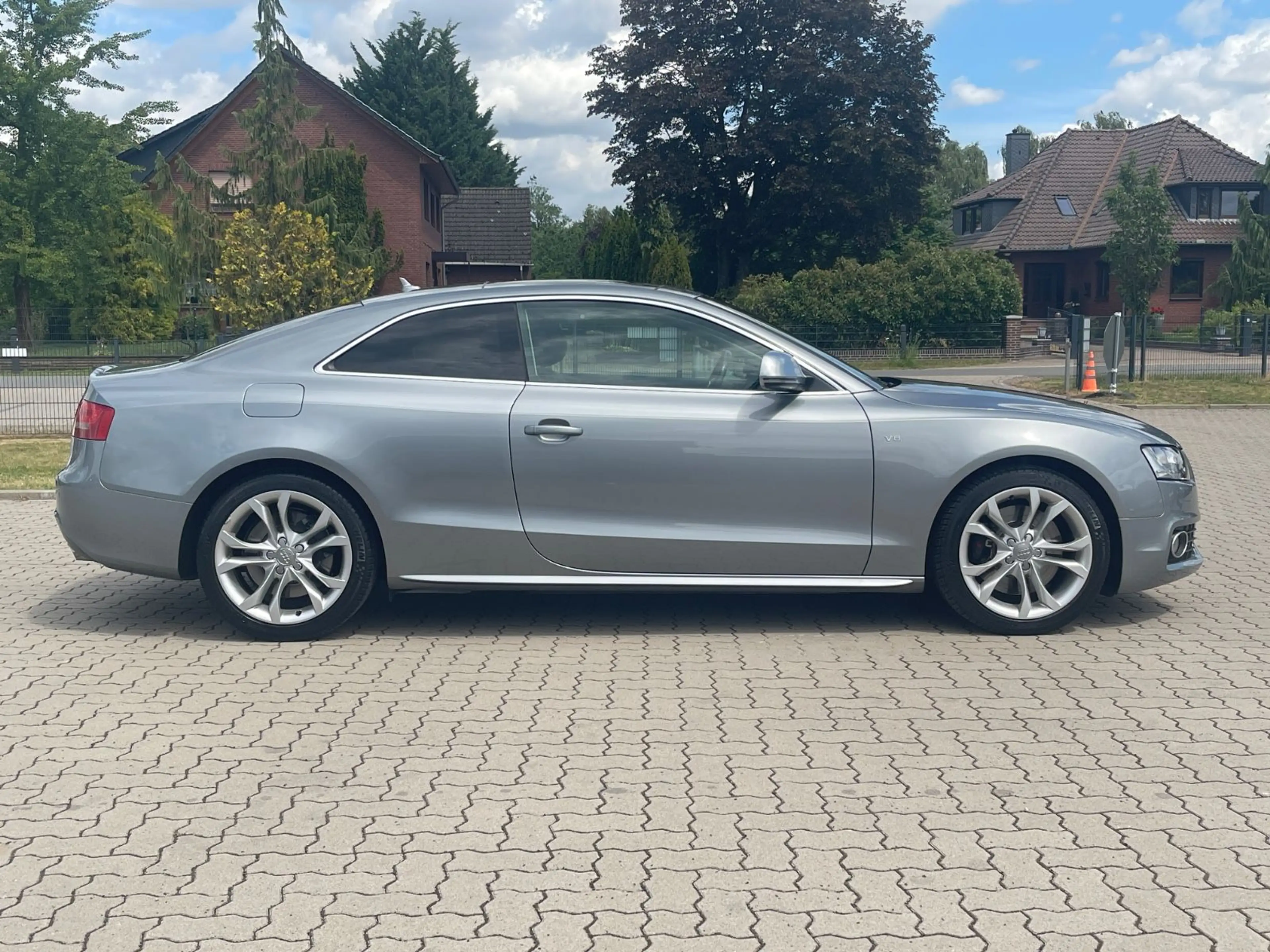 Audi S5 Coupe 4.2 FSI V8 quattro B&O — photo 5