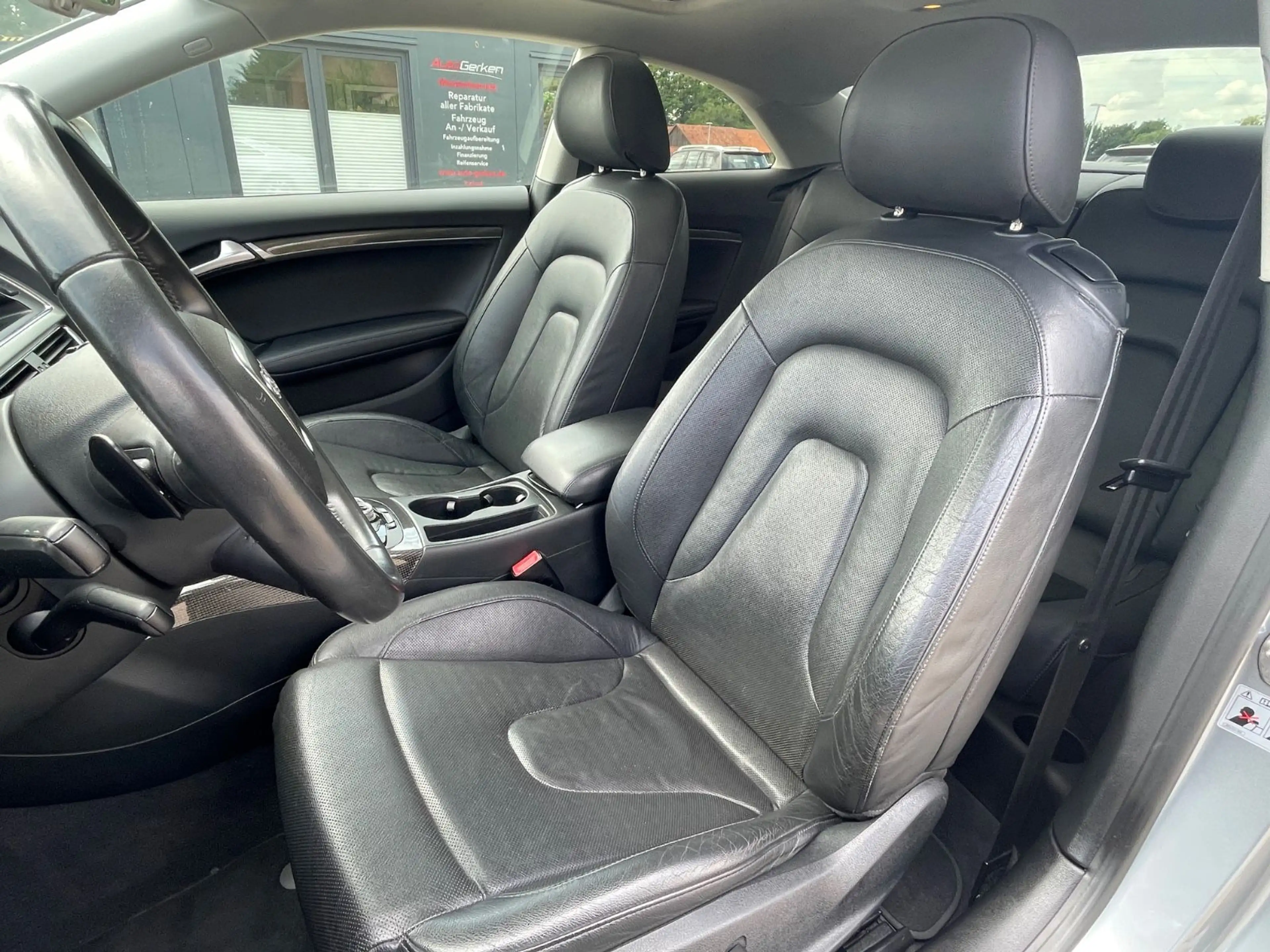 Audi S5 Coupe 4.2 FSI V8 quattro B&O — photo 12