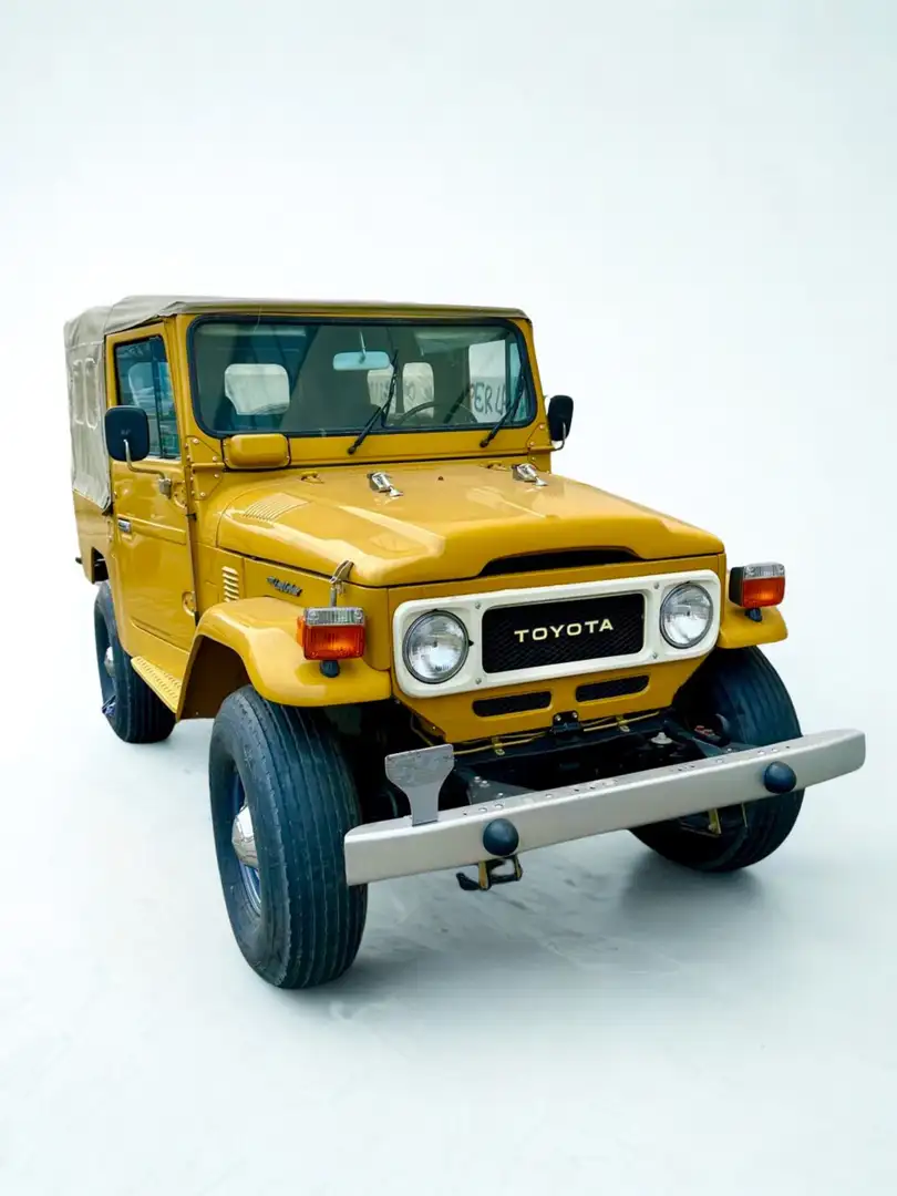 Toyota Land Cruiser FJ43, 2F 4.2-liters Жовтий - 1