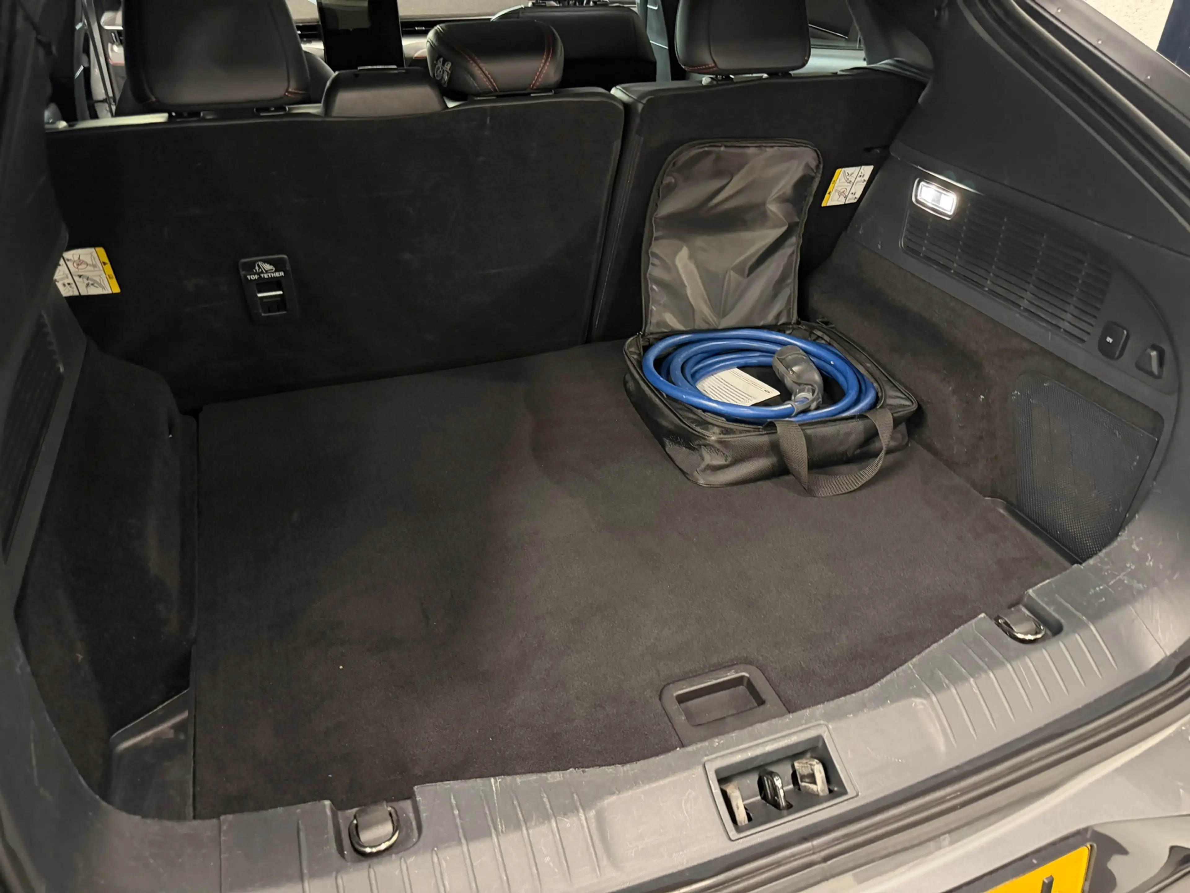 Ford Mustang Mach-E Extended First Edition AWD 98 kWh SOH 95% | 360 CA — photo 24