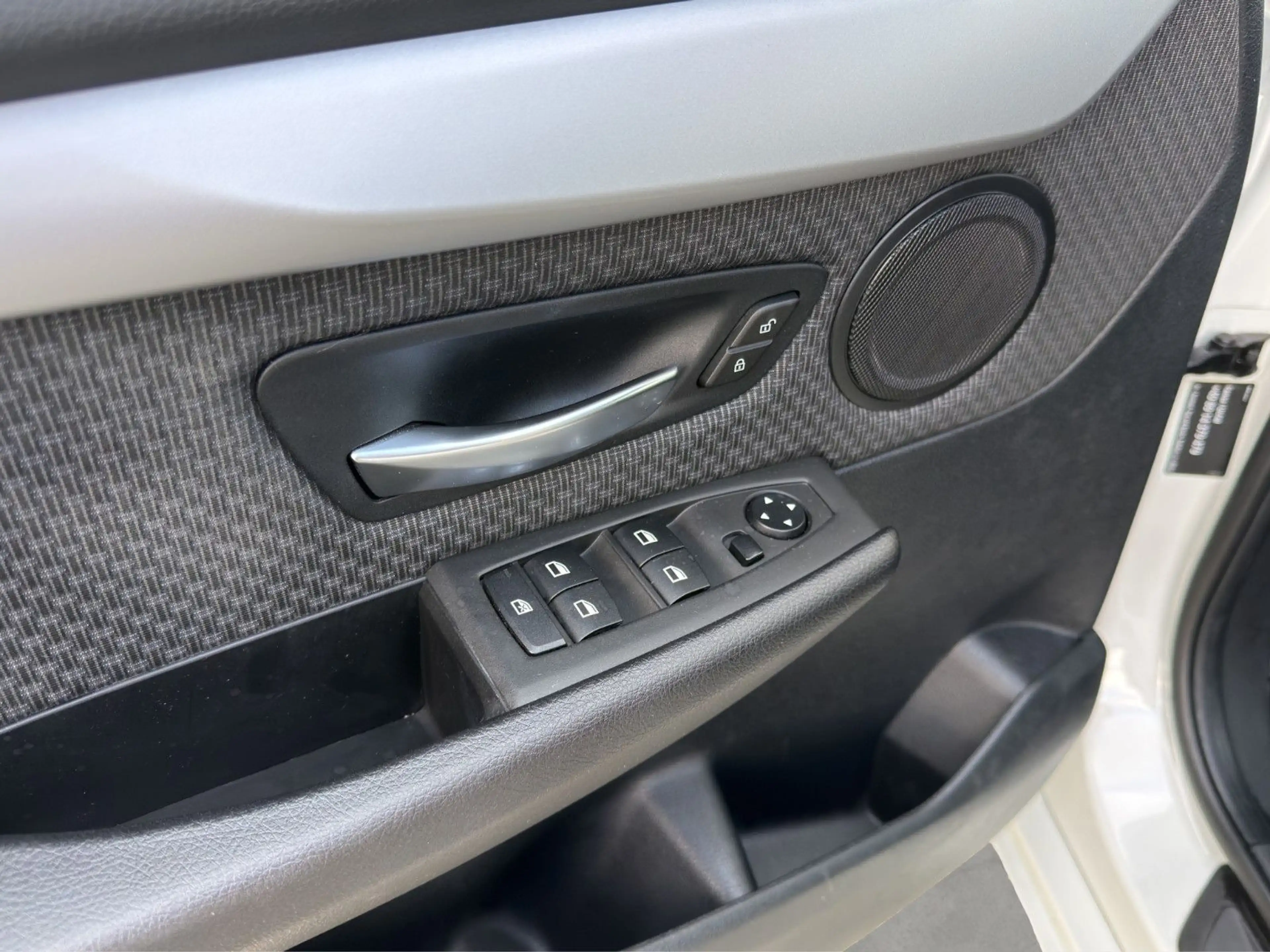 BMW 218 Aut.KLIMAAUT NAV Insp+TÜV Neu — photo 13