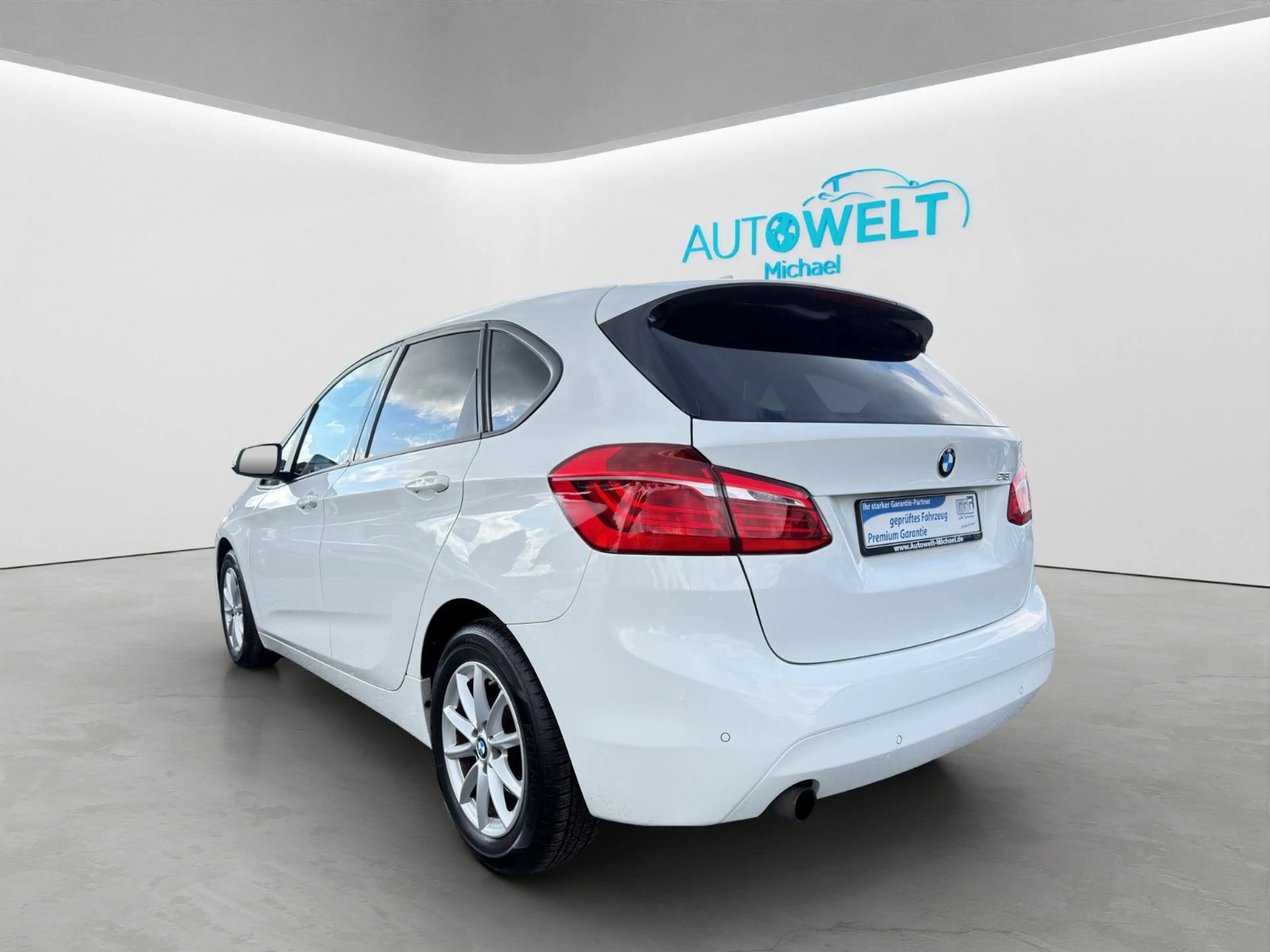 BMW 218 Aut.KLIMAAUT NAV Insp+TÜV Neu — photo 7