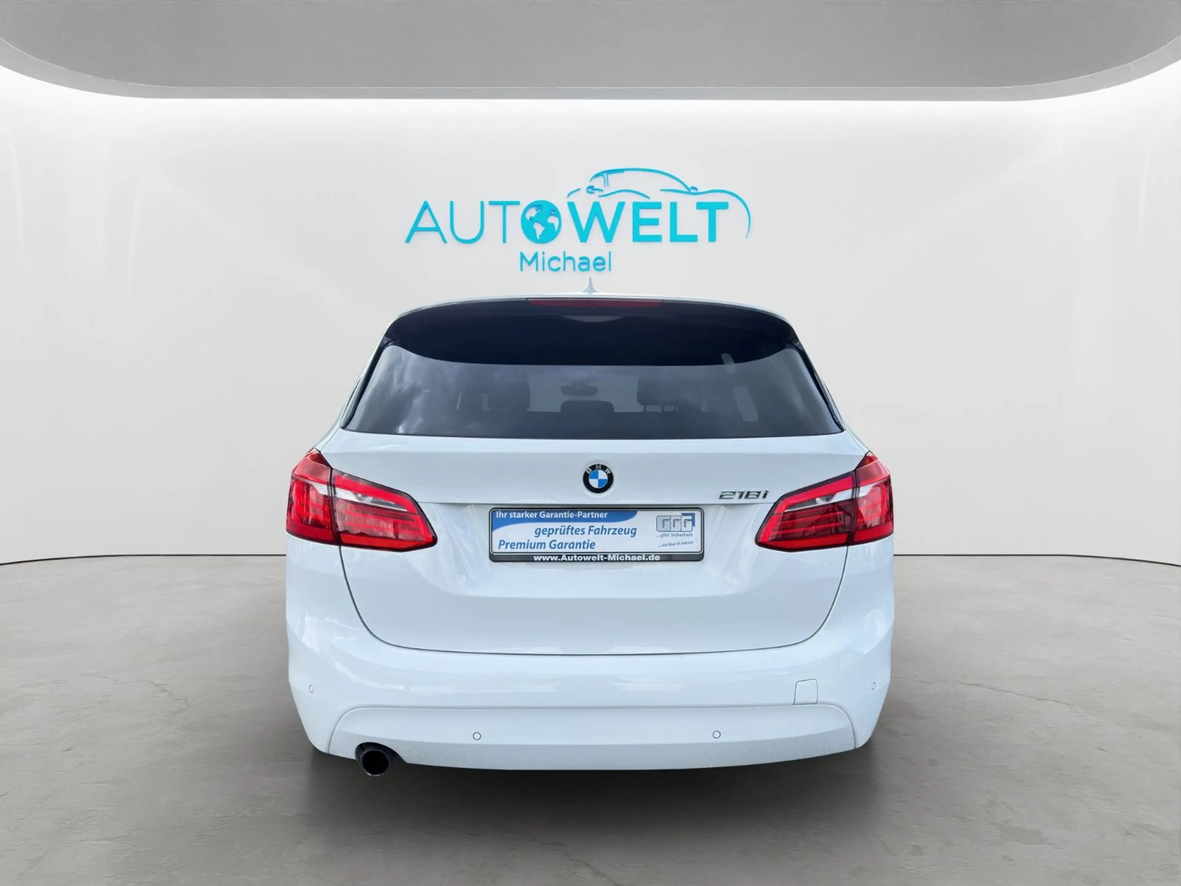 BMW 218 Aut.KLIMAAUT NAV Insp+TÜV Neu — photo 6