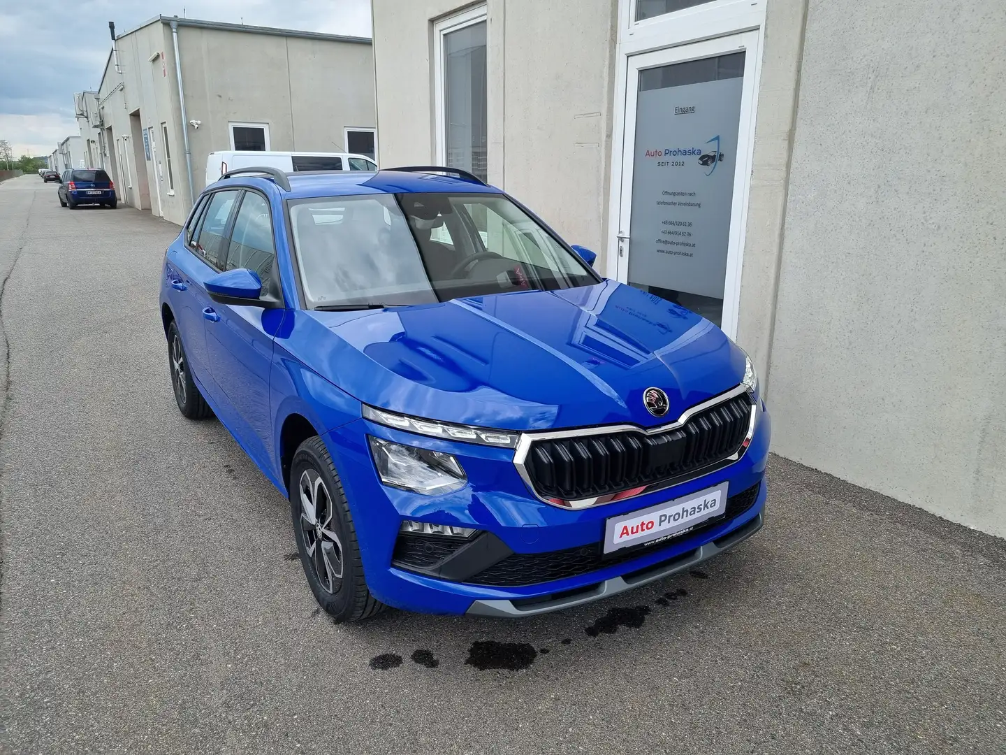 Skoda Kamiq 1,0 TSI 115PS Sondermodell Limited Blau - 1