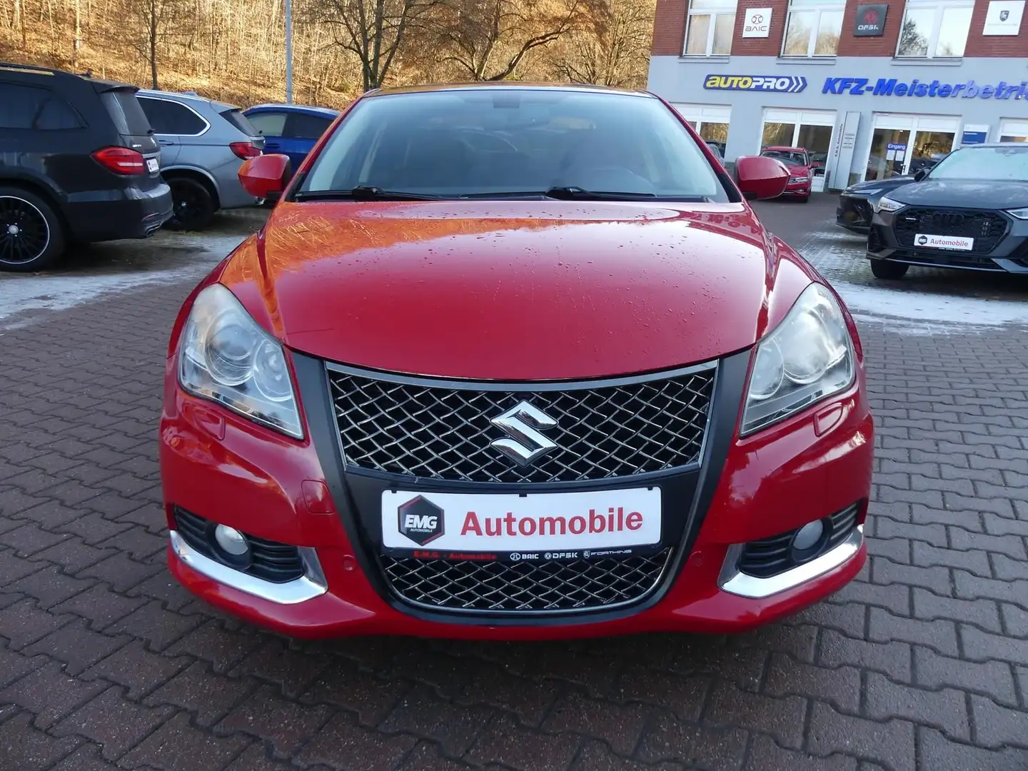Suzuki Kizashi 4x4*2.4*Autom*Leder*Xenon*Klima*SHZ*PDC Rot - 2