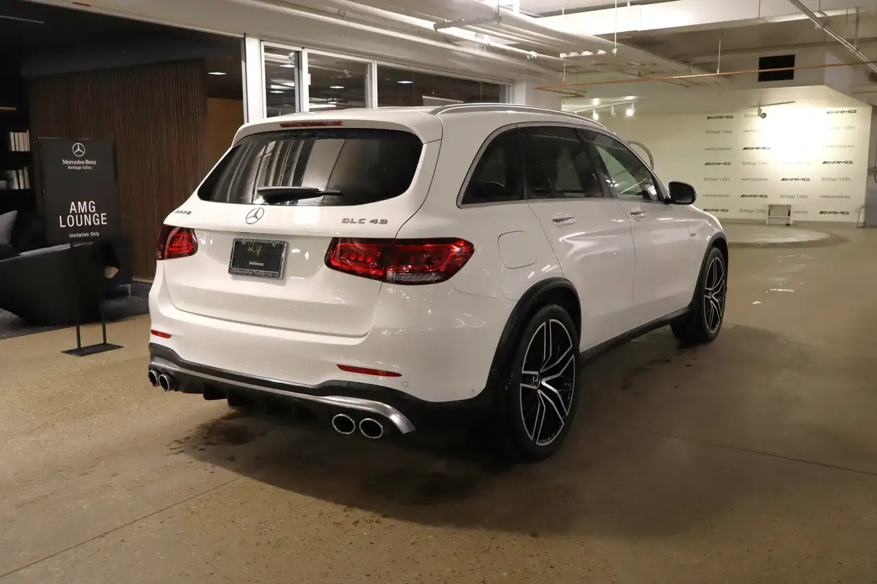 Mercedes-Benz GLC снимка Mercedes-Benz GLC