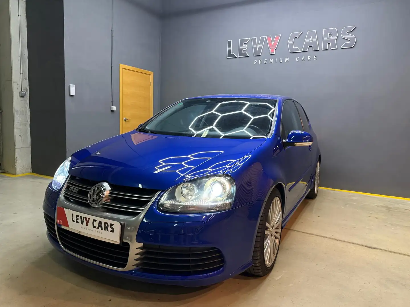Volkswagen Golf 3.2 V6 R32 4Motion Mavi - 1