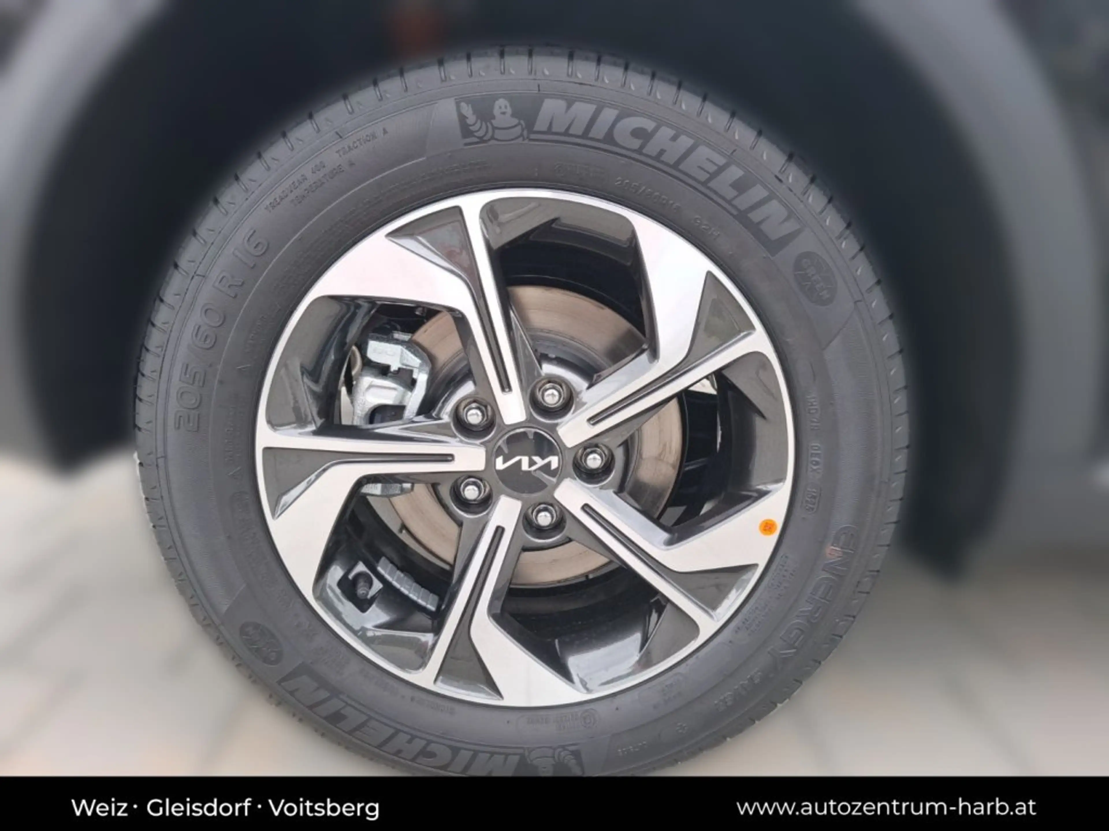 Kia XCeed /SILBER/1.0 TGDI/MT6/115/MY26 — photo 13