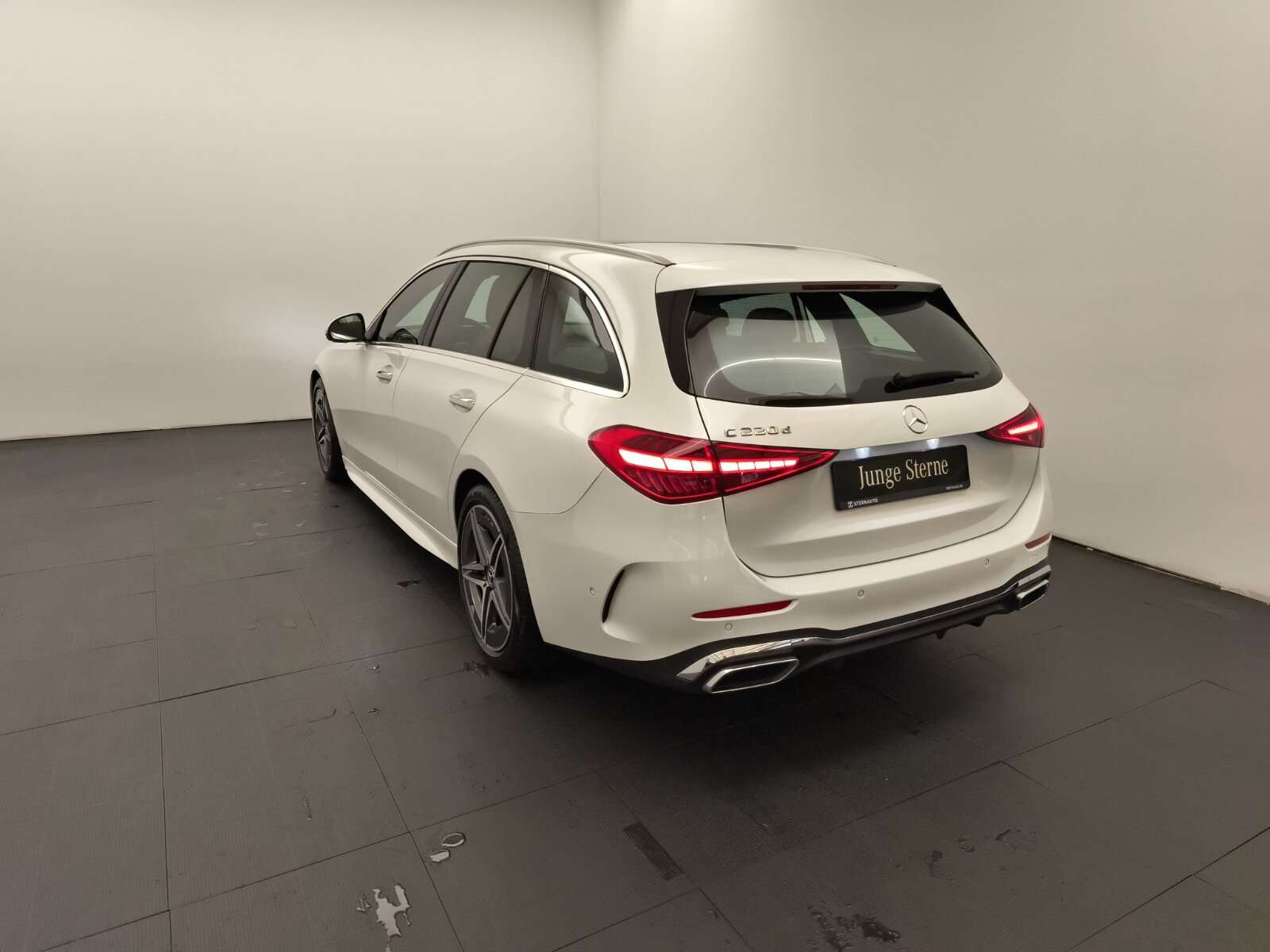 Mercedes-Benz C 220