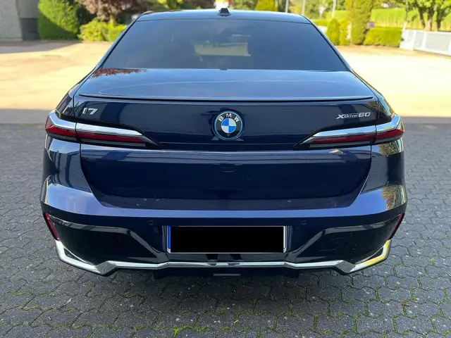 BMW i7 i7 6.0 xDrive Voll Theatre Lounge Paket