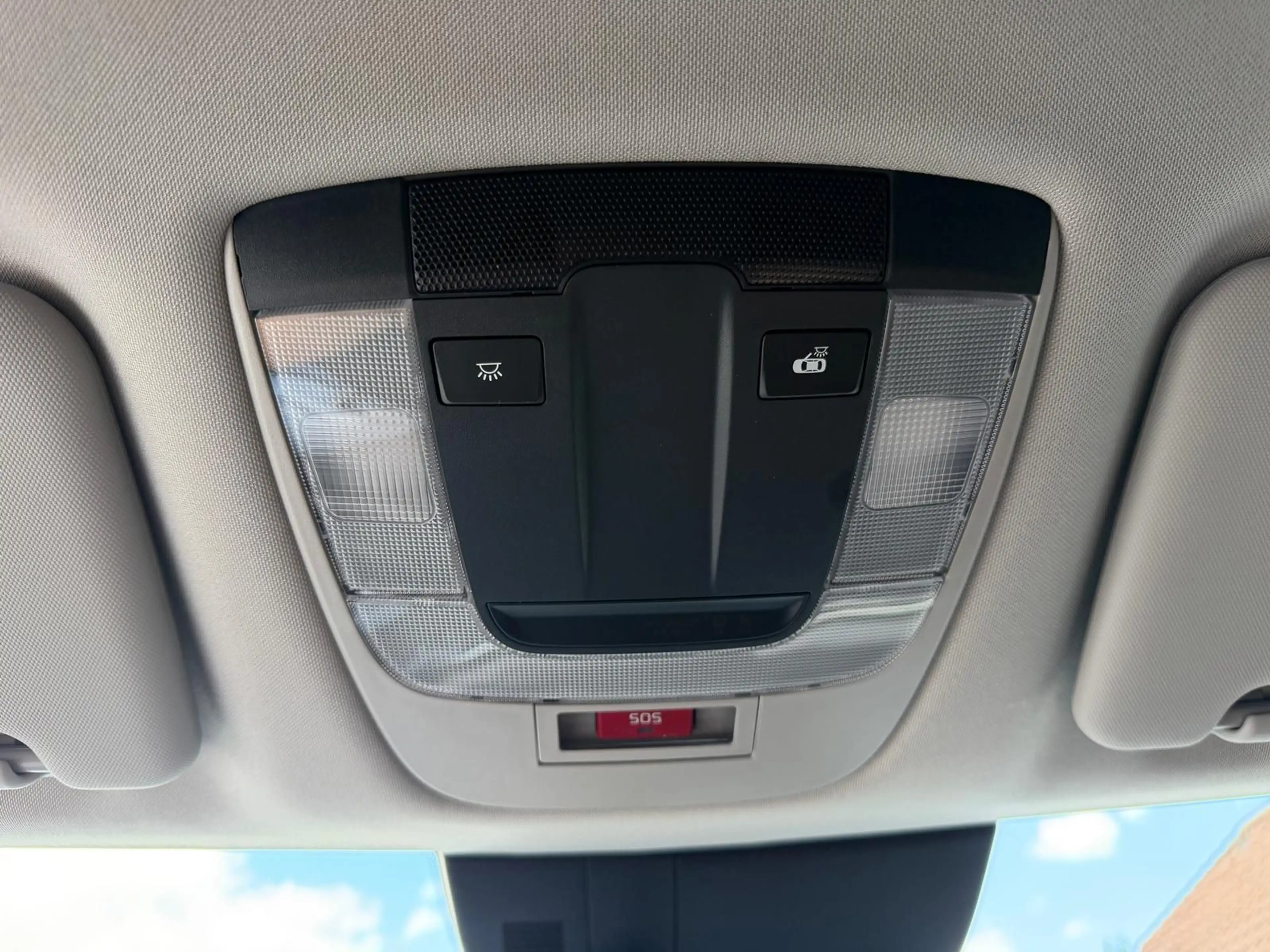 Kia Sportage Silver 4WD Automatik 132 kW (179 PS)... — photo 15