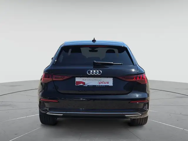 Audi A3 view 7