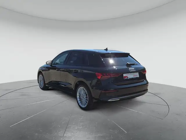 Audi A3 view 3