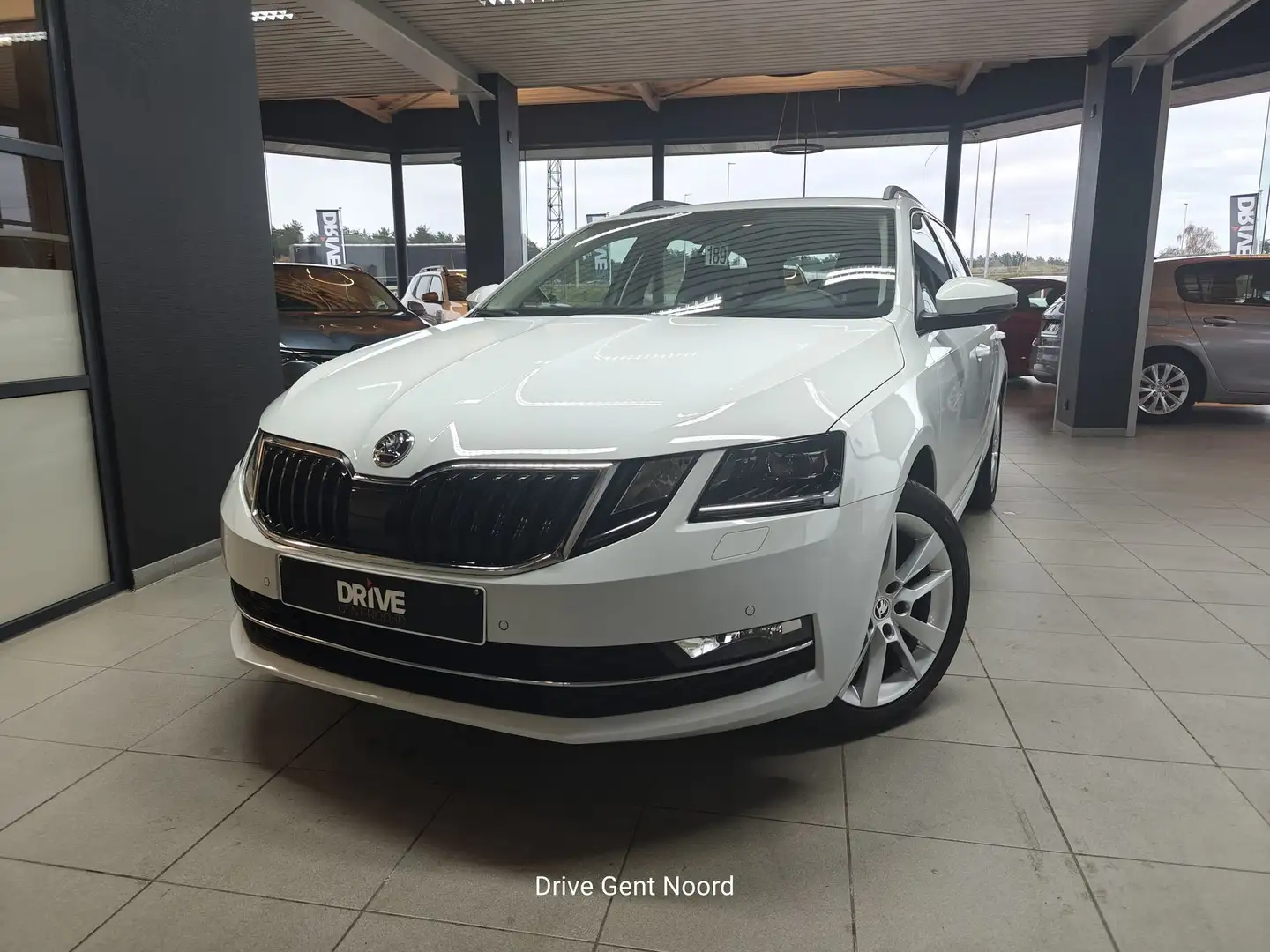 Skoda Octavia TSI ACT Ambition DSG *Verw.Zetels/Camers/Trekhaak* Blanc - 1