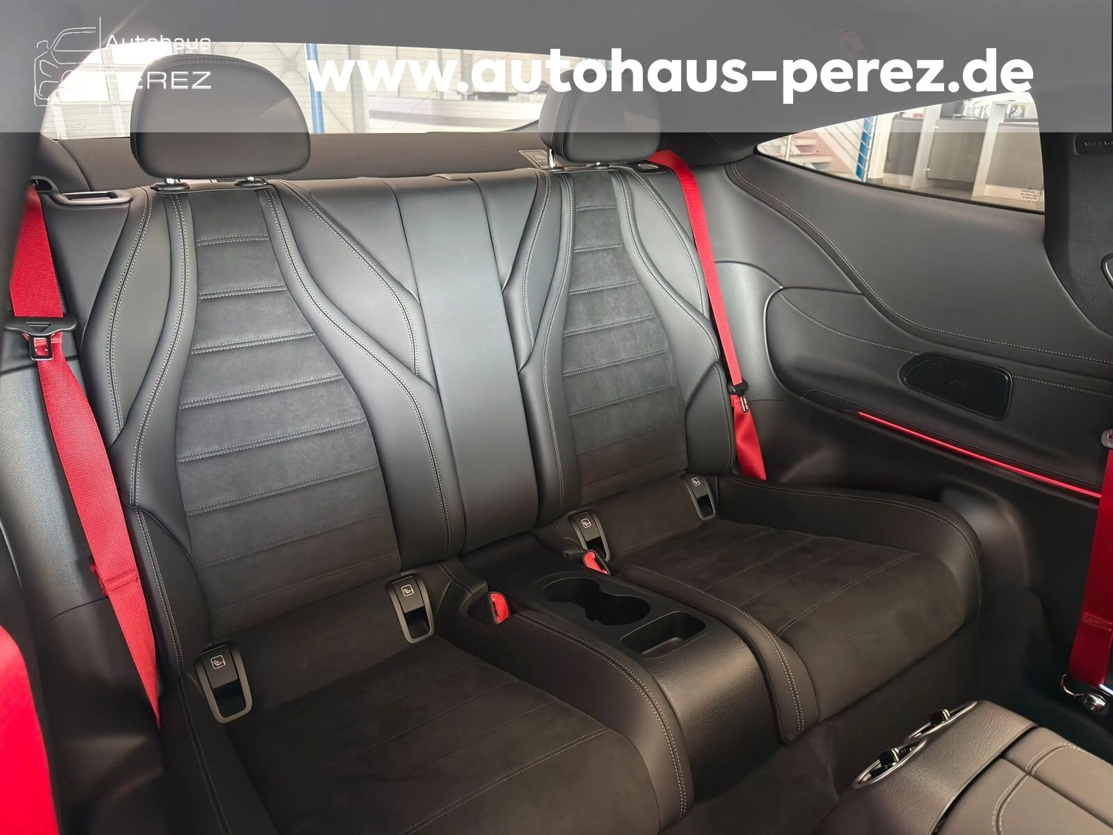 Mercedes-Benz CLE 300 CLE 300 4M Coupé AMG PREMIUM-DISTRONIC-PANORAMA! — photo 13