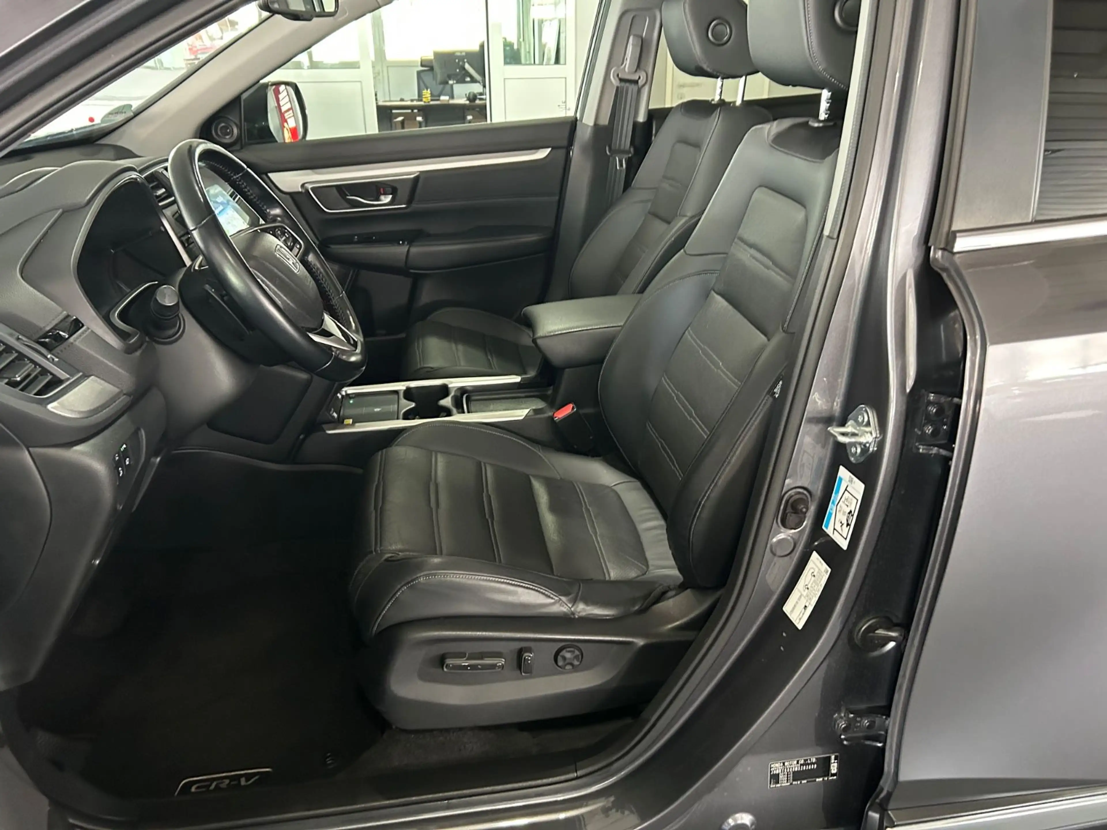 Honda CR-V Hyb. 4X4 Executive Automatik Leder Pano LED — photo 10