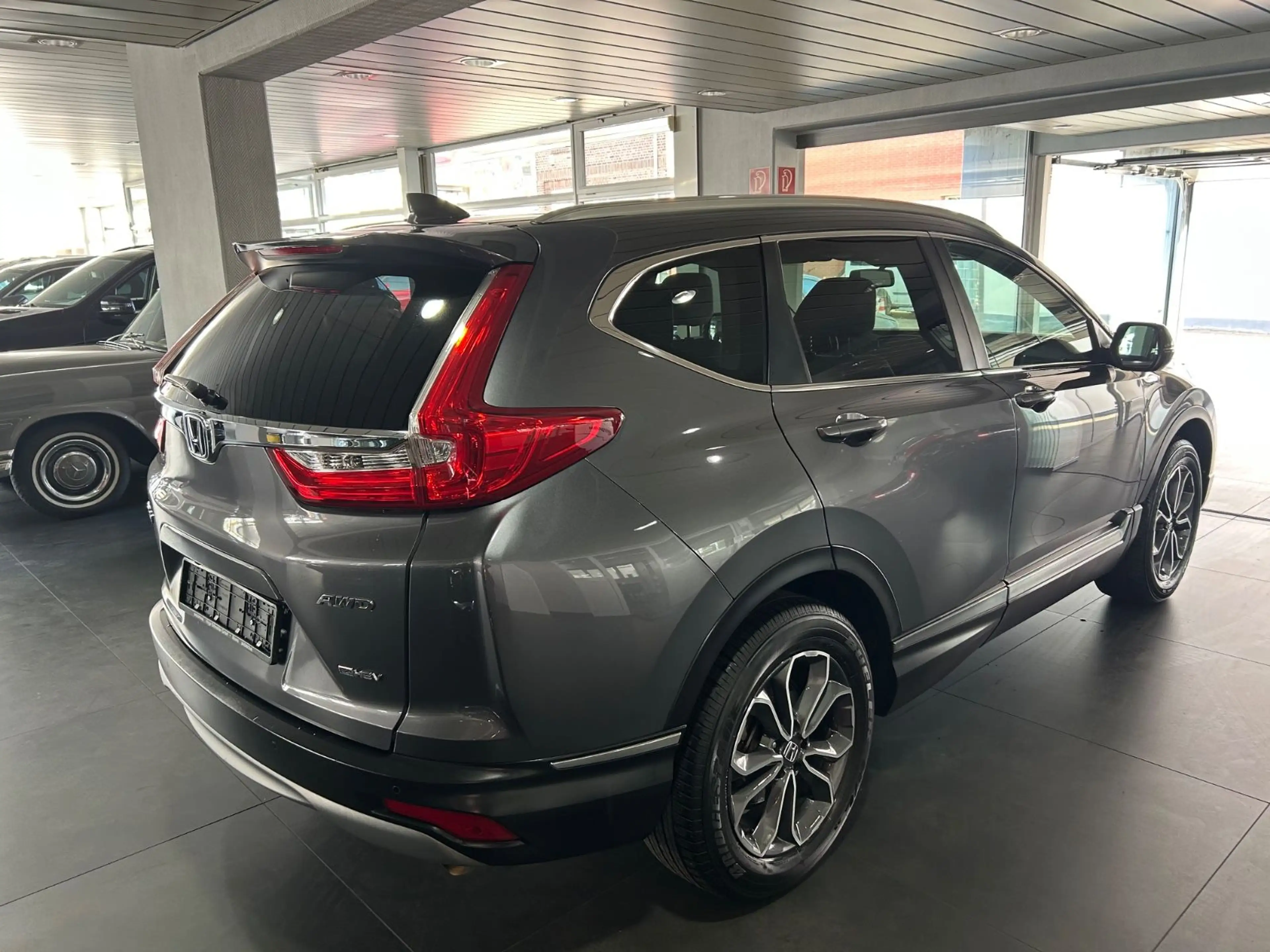 Honda CR-V Hyb. 4X4 Executive Automatik Leder Pano LED — photo 4