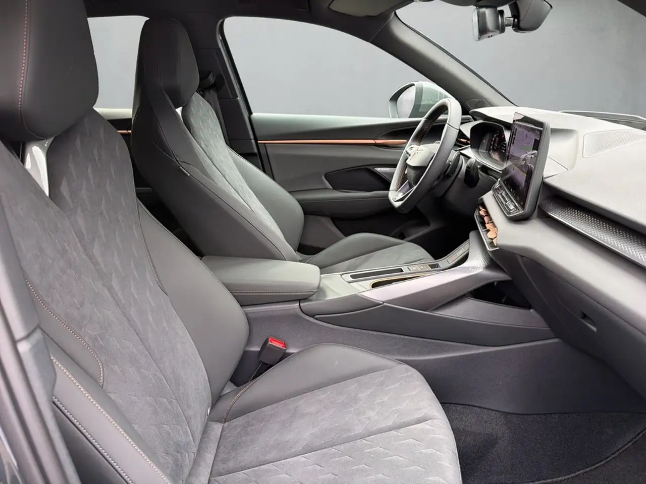 Cupra Terramar 1.5 e-Hybrid VZ 272PS ABGABE 02.2027, миниатюра 12