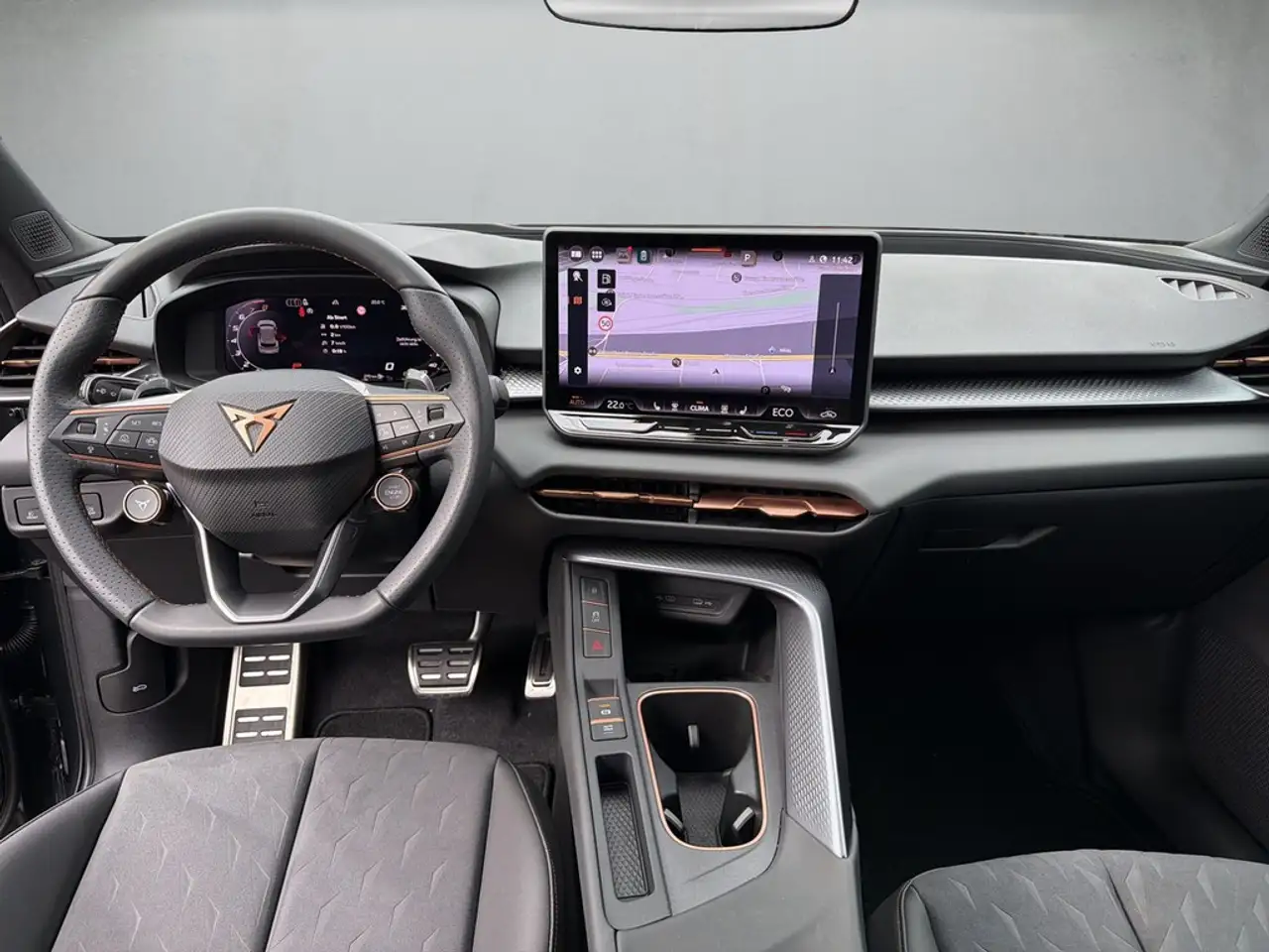 Cupra Terramar 1.5 e-Hybrid VZ 272PS ABGABE 02.2027, миниатюра 8
